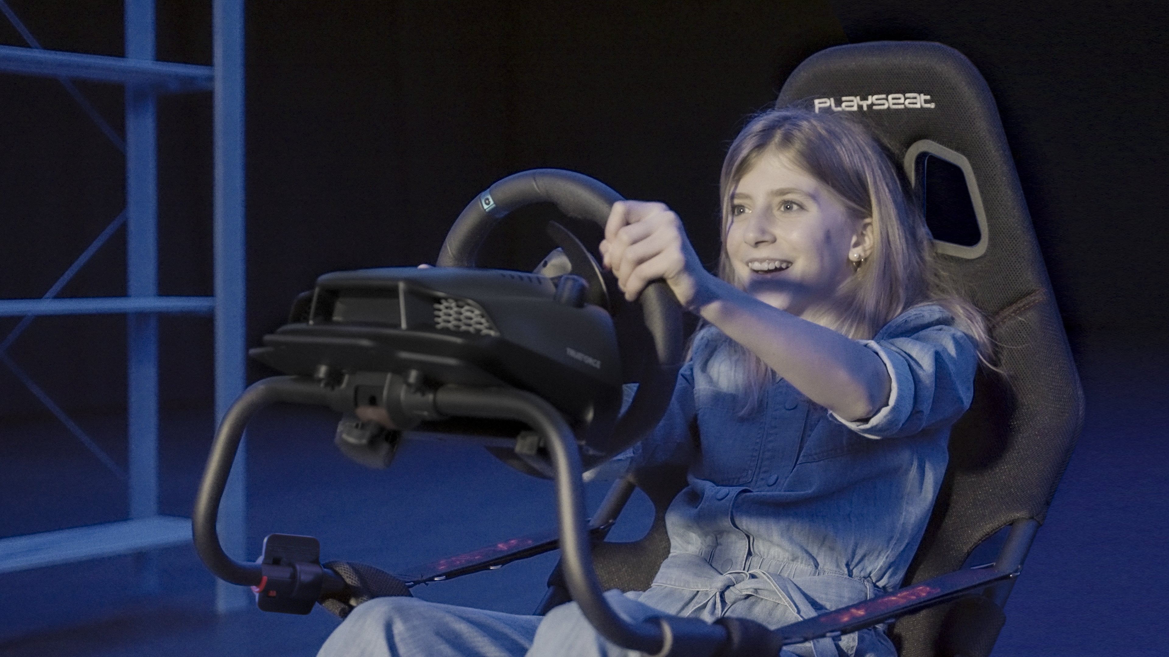 EAN 8717496873026 - Playseat Challenge Silla para videojuegos universal Asiento acolchado Negro imagen 9