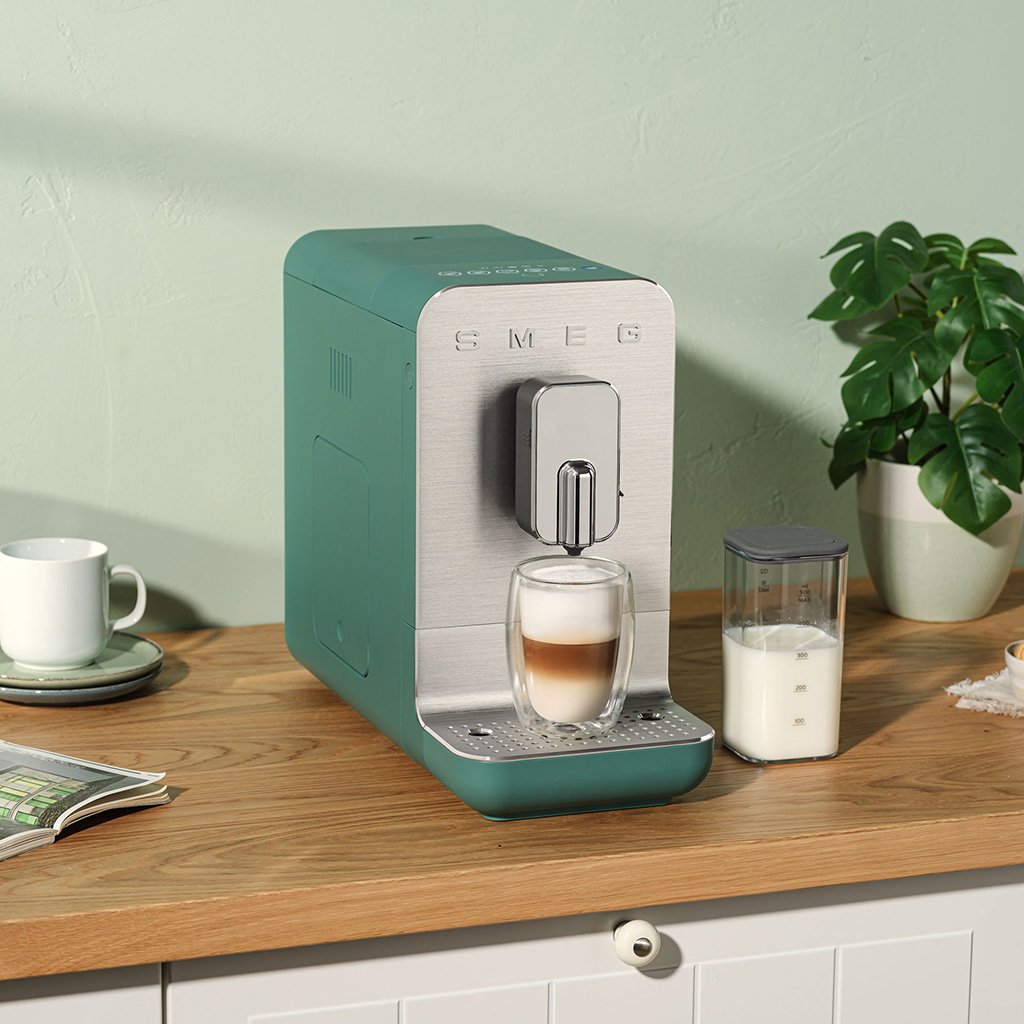 Cafetera Smeg Bcc13egmeu Eléctrica Totalmente Automática Máquina Espresso 1,4 L