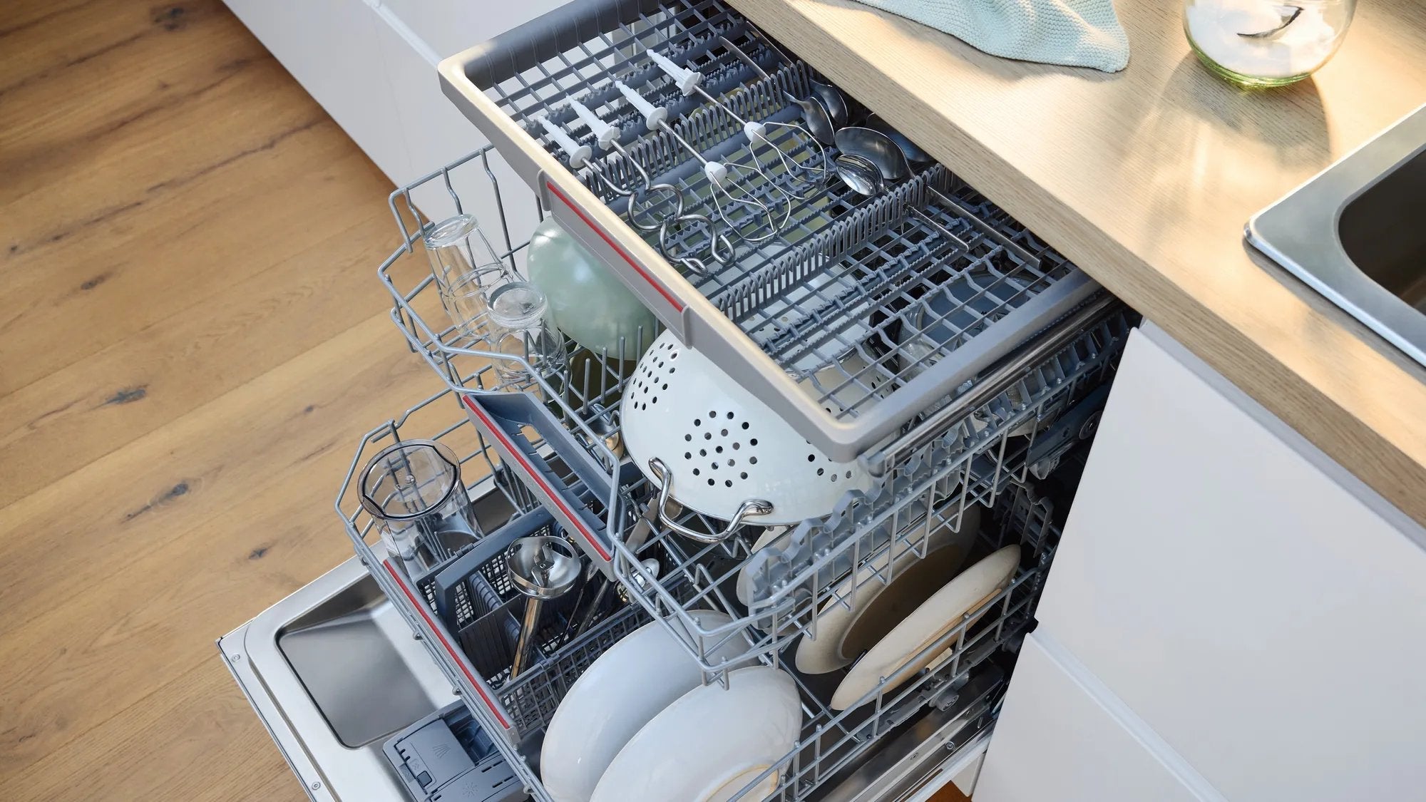 EAN 4242005419418 - Bosch MFQ37470 batidora Batidora de mano 750 W Negro, Blanco imagen 7