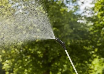 Pulverizador A Presión 5 L Plus Gardena