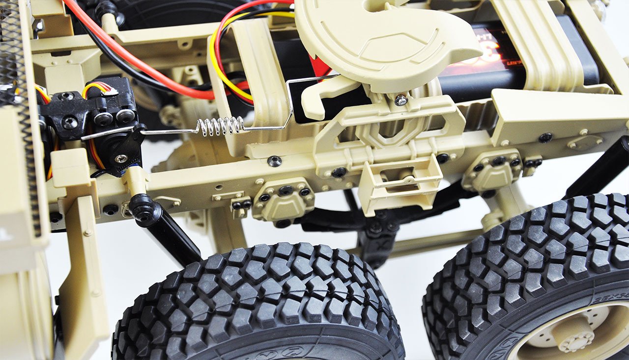 EAN 4260631426532 - Amewi 22436 modelo controlado por radio Camión militar Motor eléctrico 1:12 imagen 9