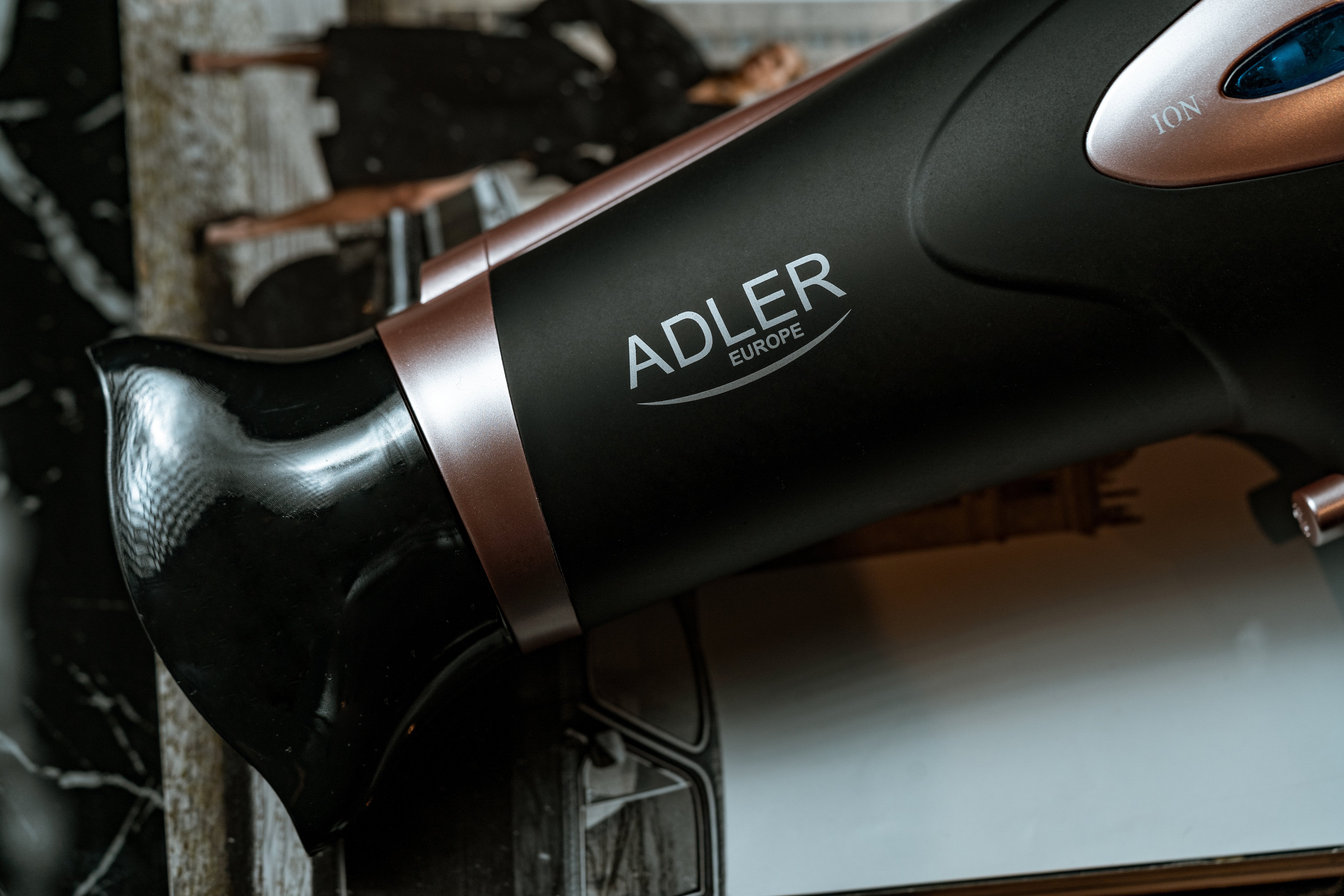 EAN 5903887801706 - Adler AD 2248B secador 2200 W Negro imagen 9