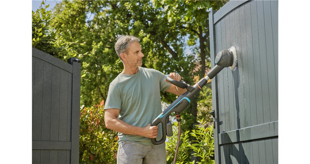 Multilimpiador Inalámbrico Gardena Aquabrush Compact 18v P4a Solo, Limpiador De Suelos Duros Gris/Turquesa, Sin Batería Ni Cargador, Power For All Alliance 14840-55