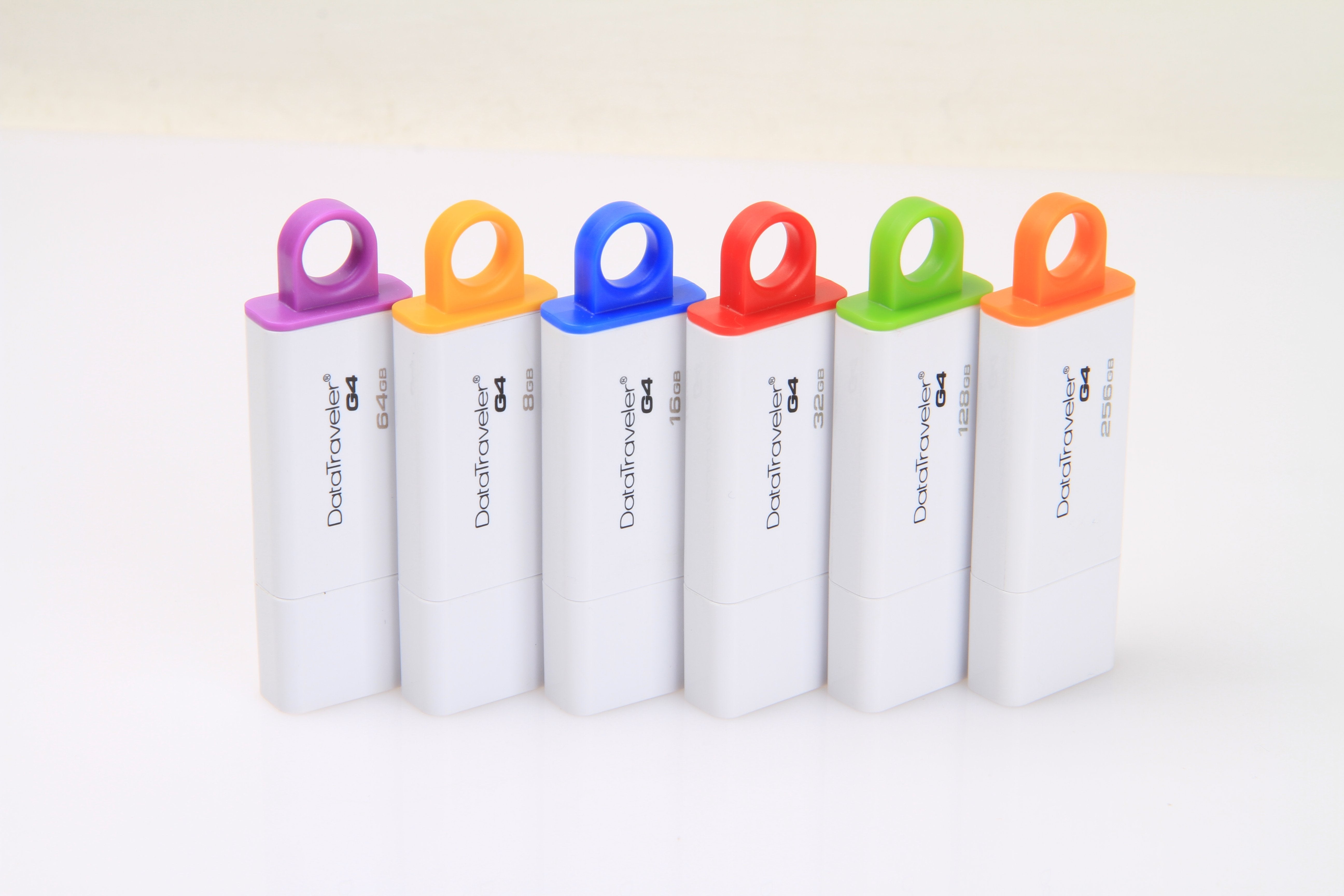 EAN 0740617220452 - Kingston Technology DataTraveler G4 unidad flash USB 16 GB USB tipo A 3.2 Gen 1 (3.1 Gen 1) Azul, Blanco imagen 15