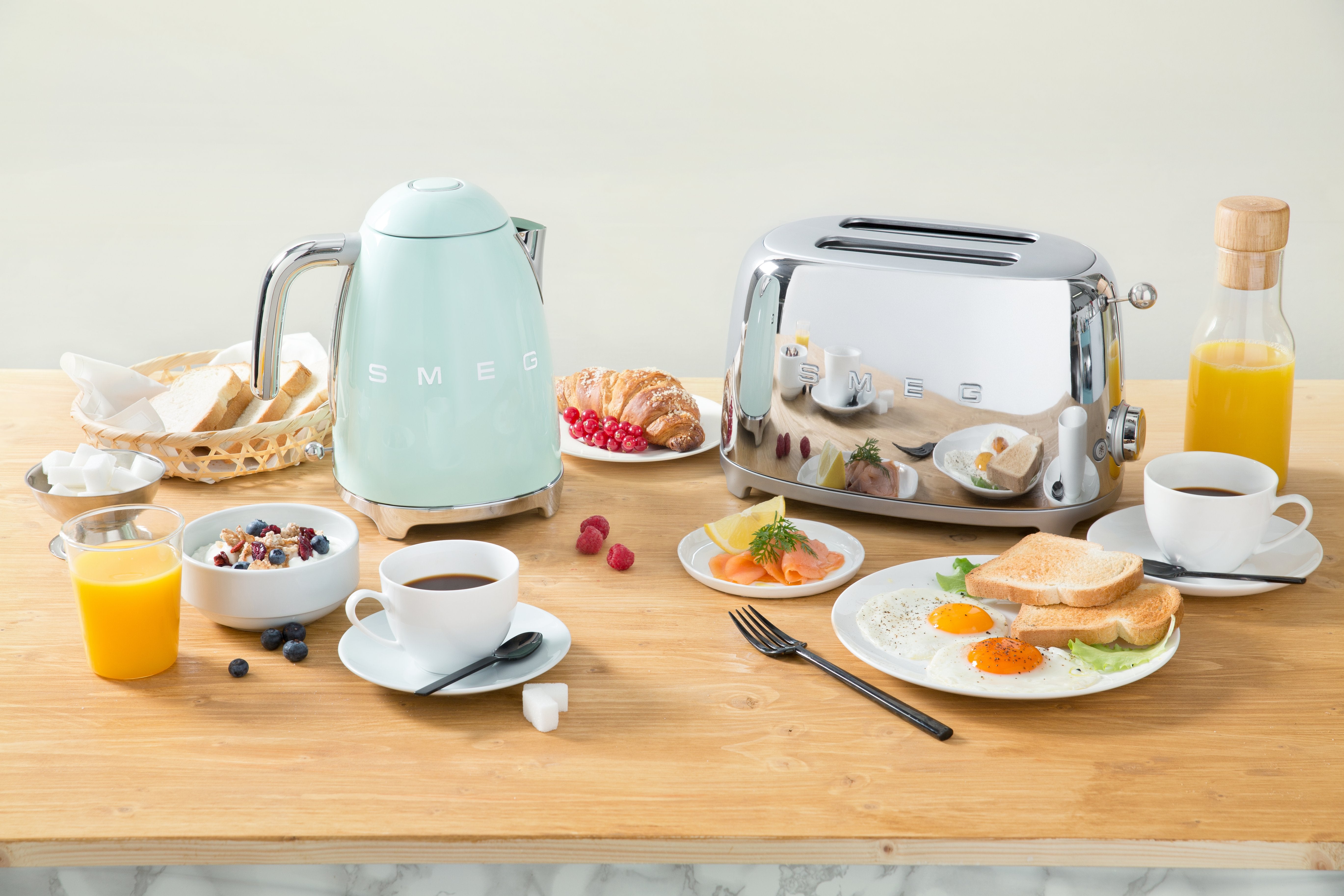 EAN 8017709189051 - Smeg TSF01PGEU tostadora 6 2 rebanada(s) 950 W Verde imagen 14
