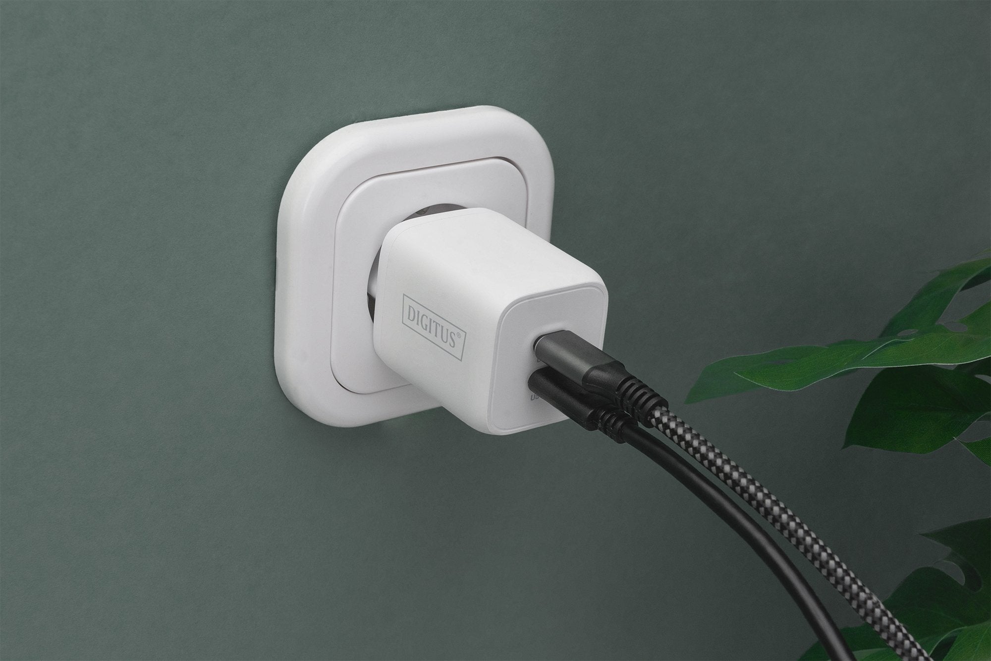 EAN 4016032485803 - Digitus DA-10063 cargador de dispositivo móvil Smartphone, Tableta Blanco Corriente alterna Interior imagen 3