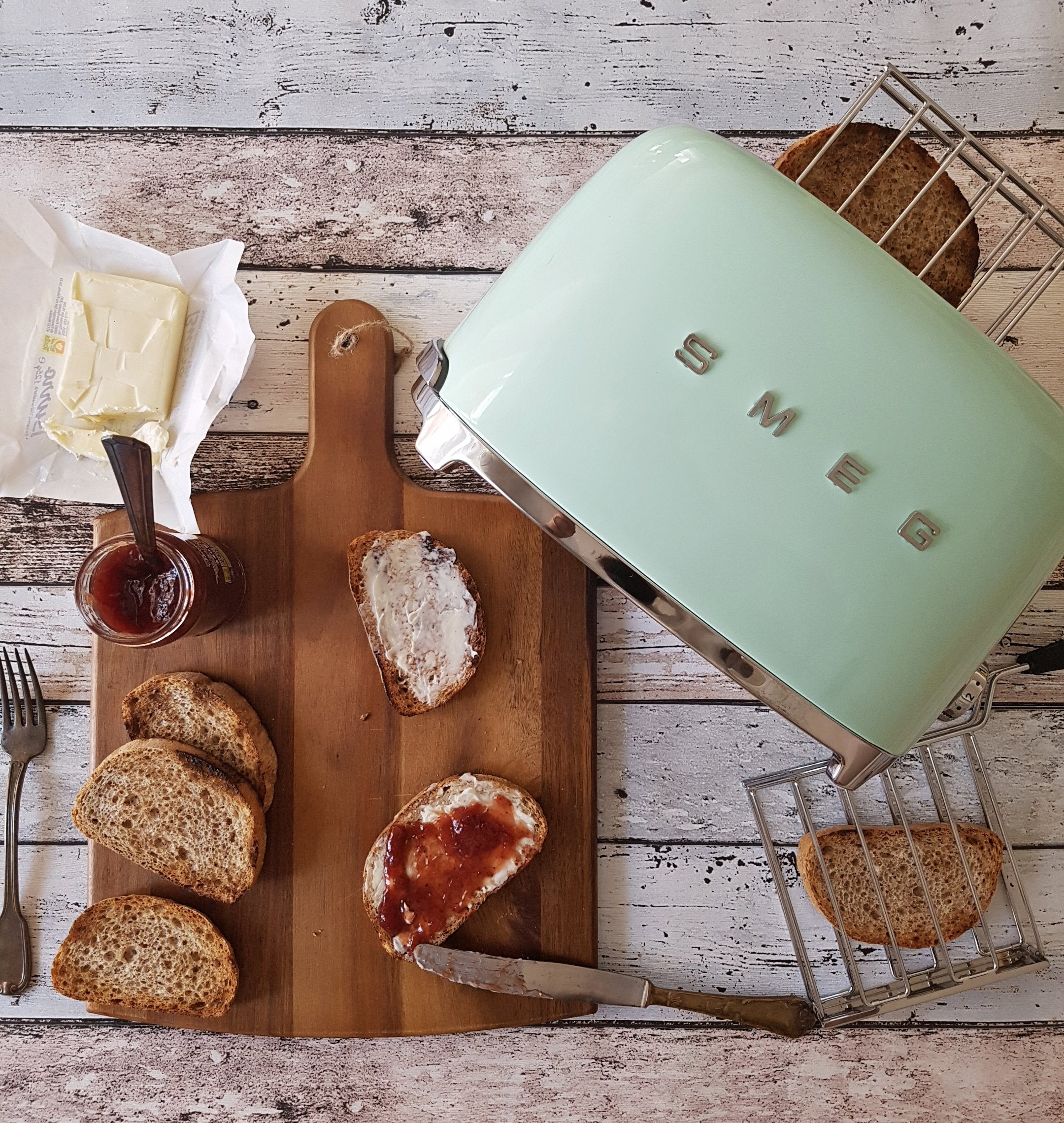 EAN 8017709189051 - Smeg TSF01PGEU tostadora 6 2 rebanada(s) 950 W Verde imagen 20