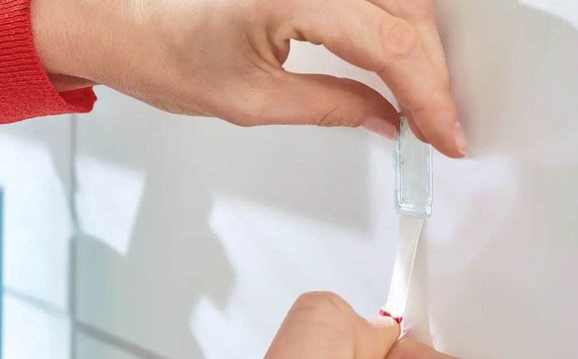 EAN 4063565247057 - TESA Powerstrips Interior Gancho toallero Negro 2 pieza(s) imagen 14