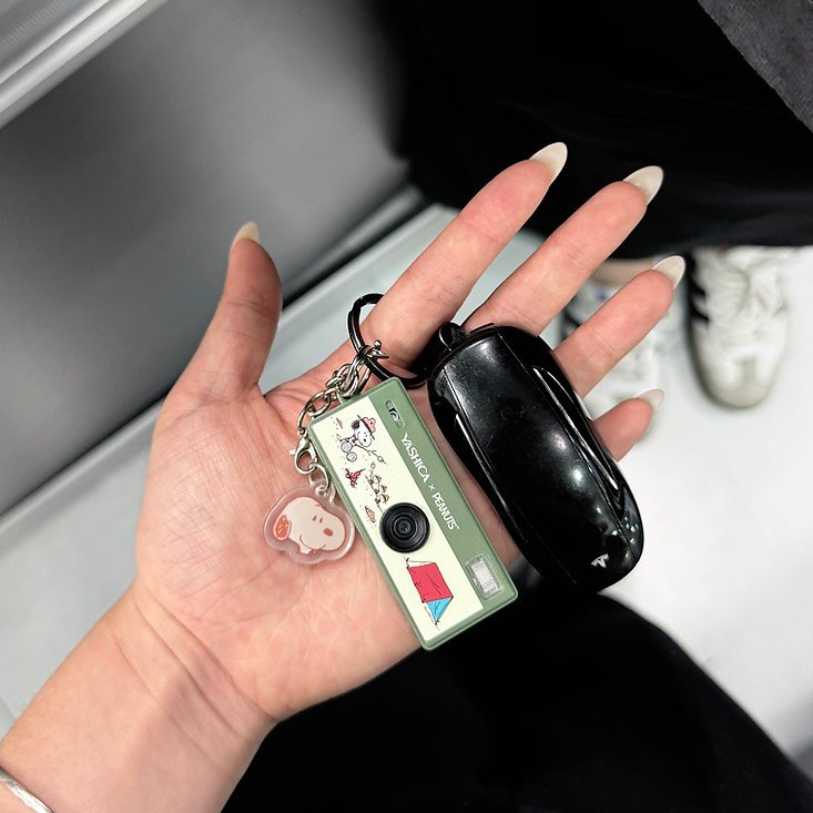 Yashica Funtastic Keychain Mini Camera Peanuts