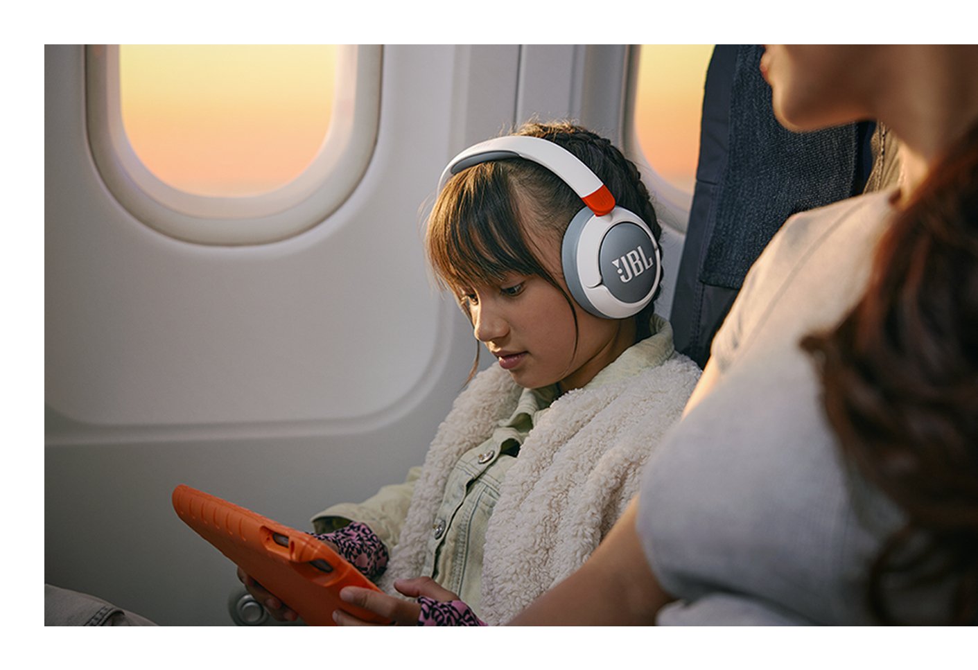 EAN 1200130016530 - JBL Junior 470NC Auriculares Inalámbrico Diadema Llamadas/Música USB Tipo C Bluetooth Gris claro, Blanco imagen 9