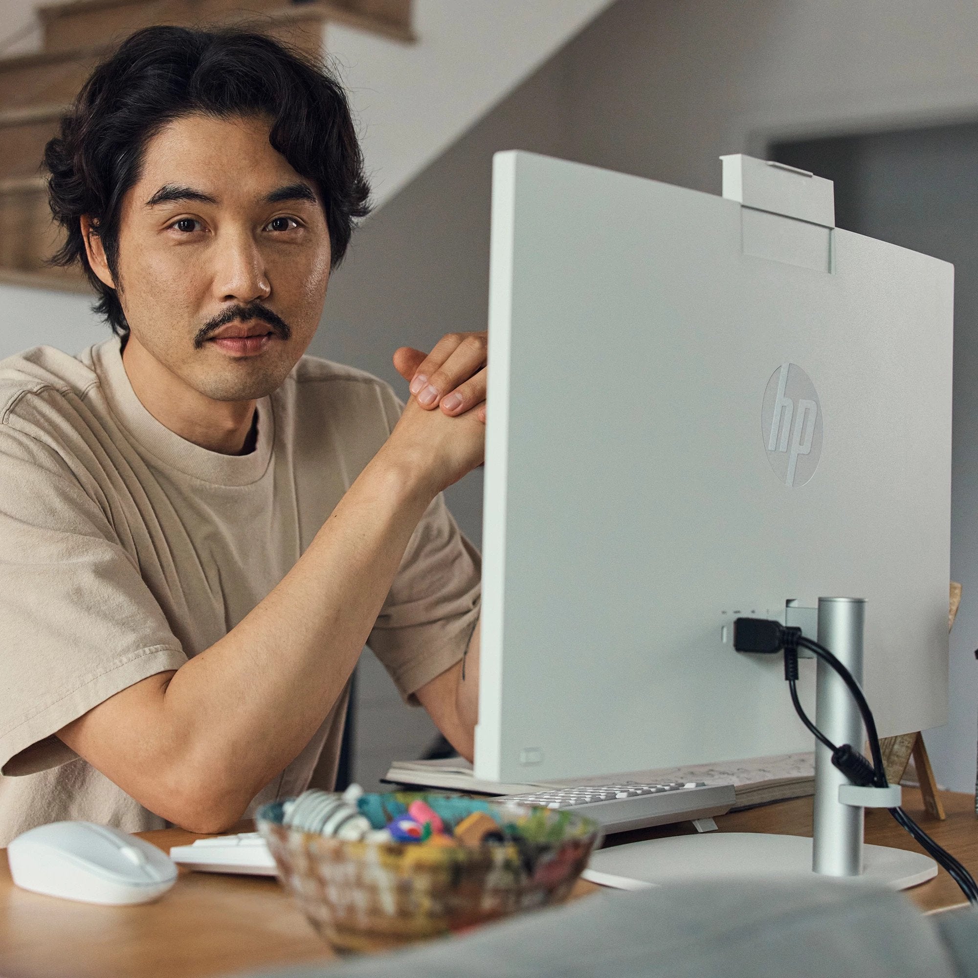 EAN 0198990107493 - HP 24-cr0110ns AMD Ryzen™ 5 7520U 60,5 cm (23.8") 1920 x 1080 Pixeles PC todo en uno 16 GB LPDDR5-SDRAM 1 imagen 20