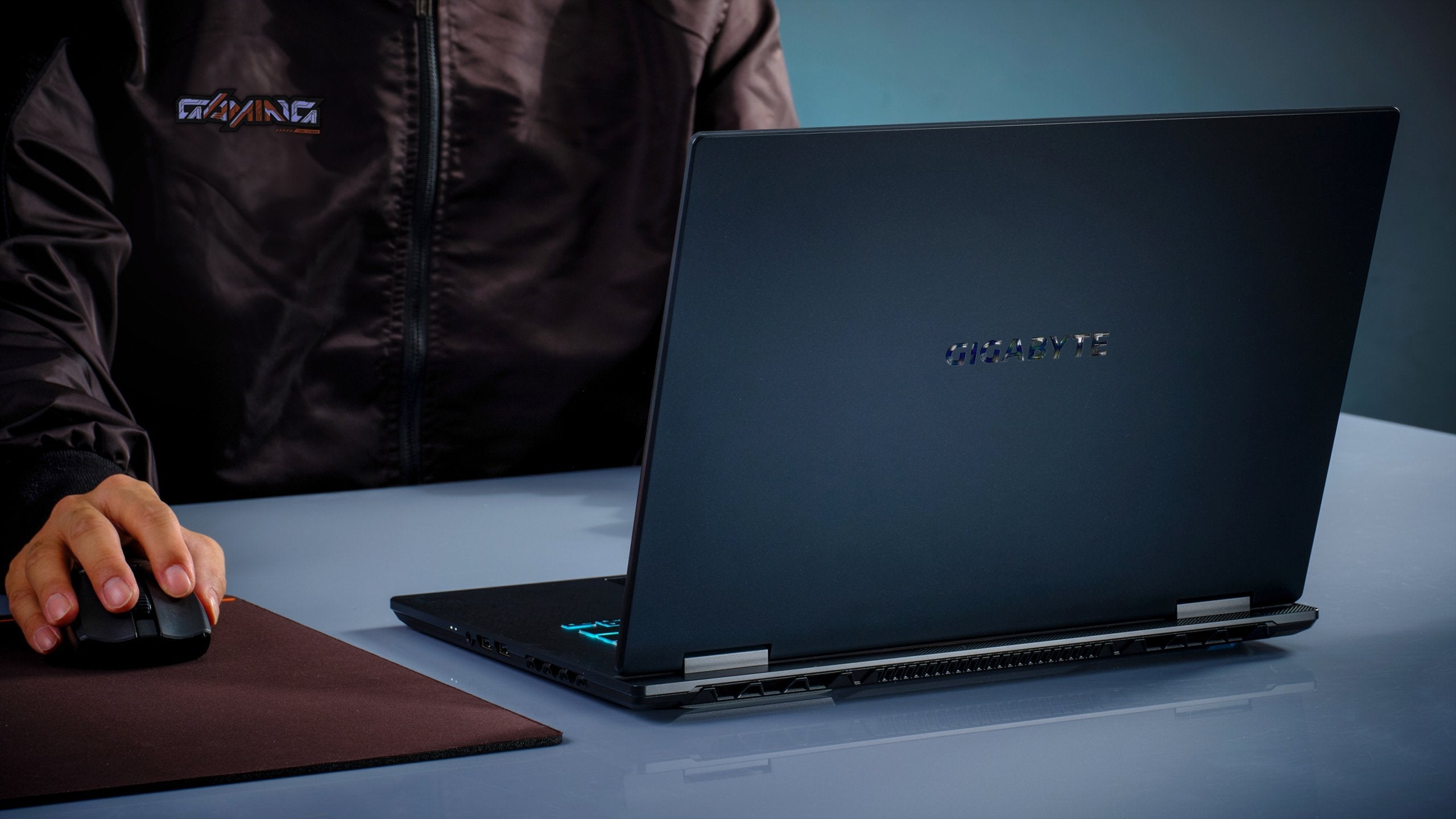 Portátil Gigabyte A16 I7-13620h 16gb 1tb Rtx5050 16" Wuxga Freedos