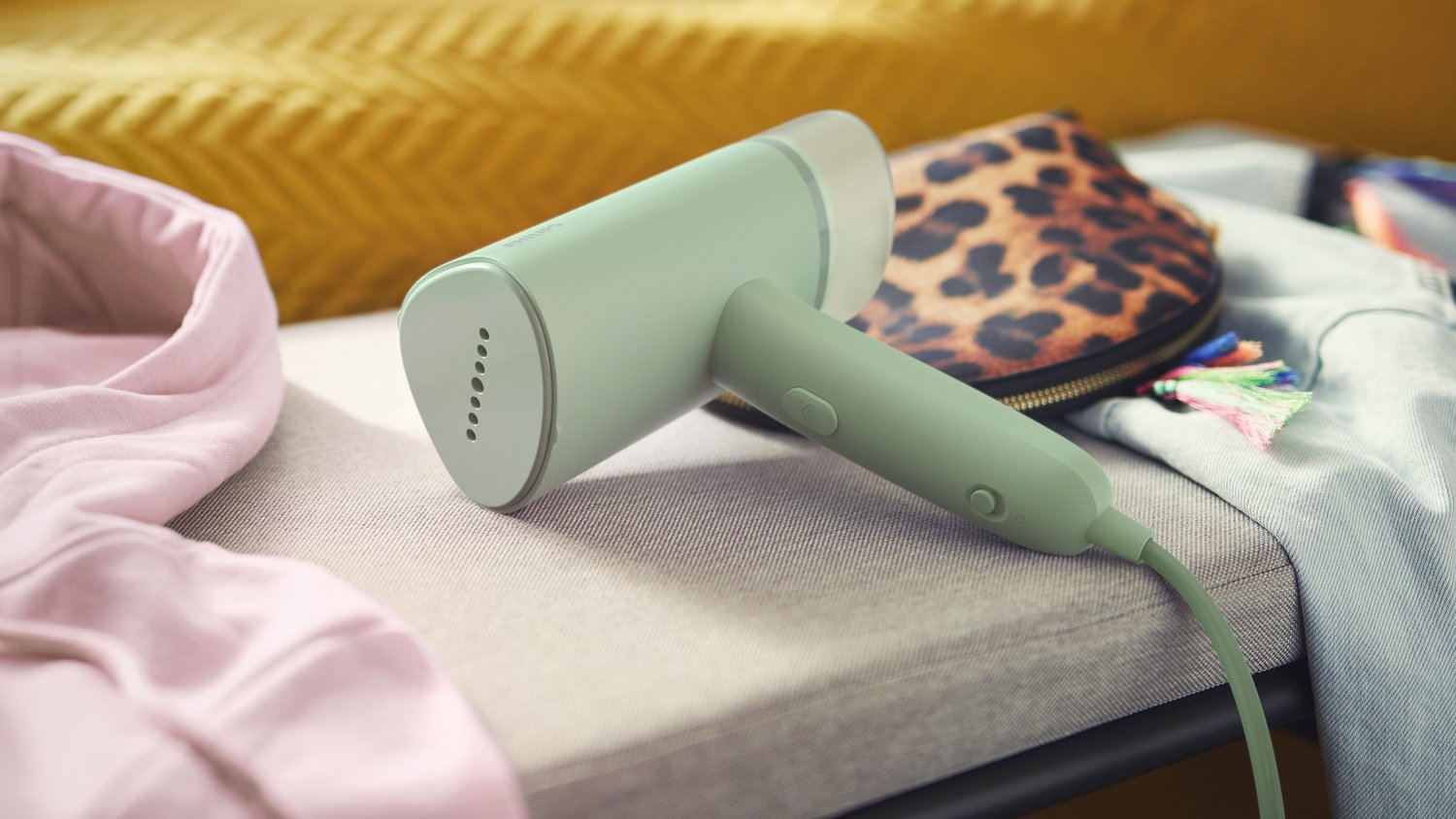 EAN 8710103970873 - Philips 3000 series STH3010/70 vaporizador para ropa Vaporizador manual de prendas 1000 W Verde imagen 8