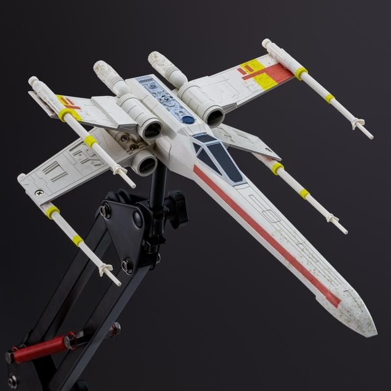 EAN 5056577710625 - Paladone X Wing lámpara de mesa LED Negro, Multicolor imagen 6