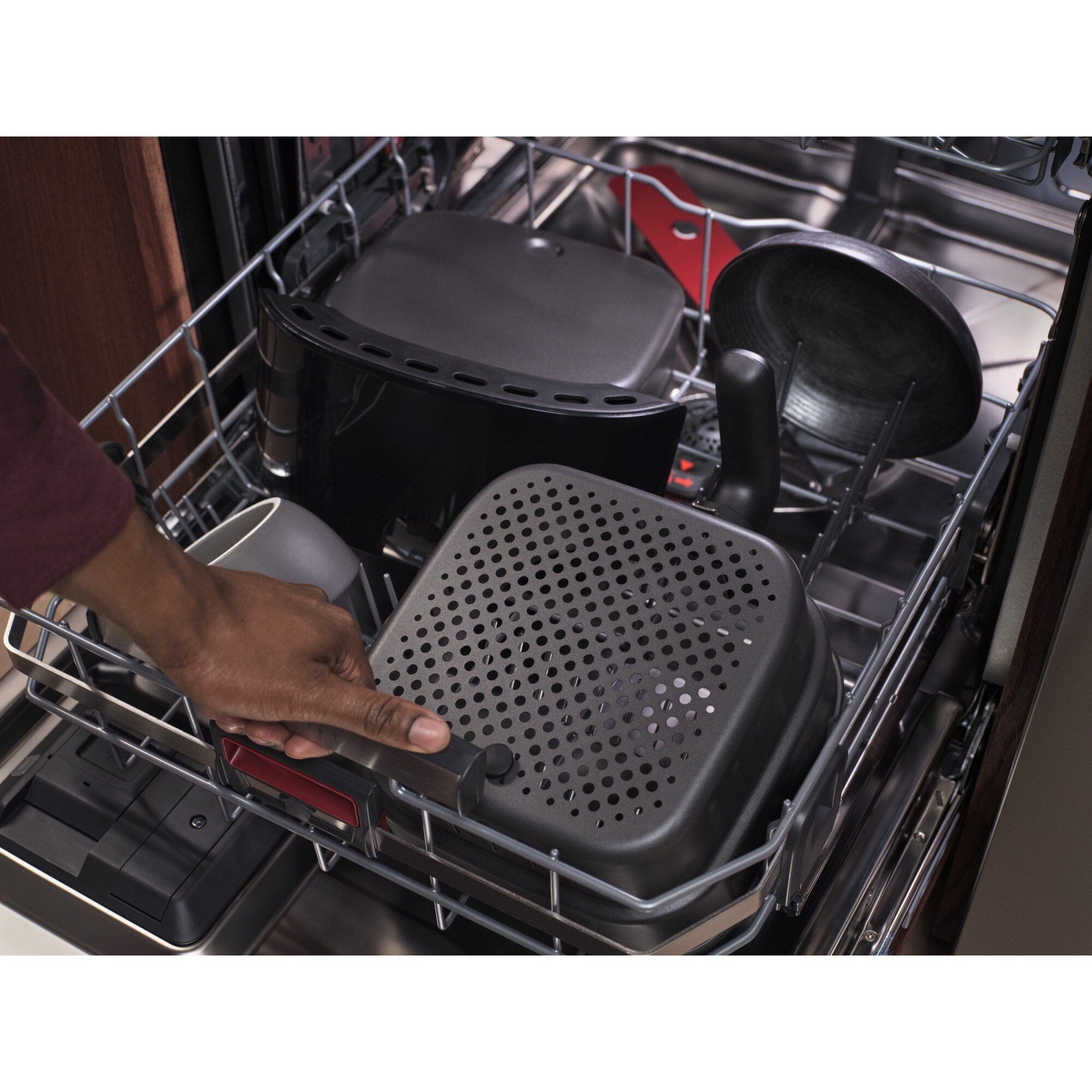 EAN 7333394032627 - AEG AAF7B Sencillo 6,8 L 1800 W Freidora de aire caliente Negro imagen 12