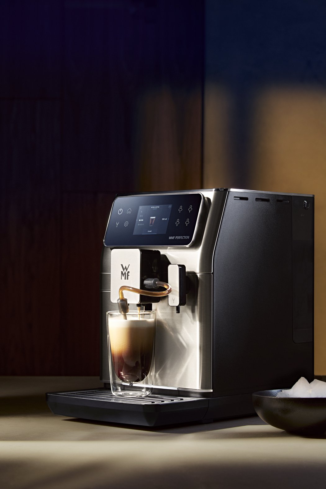 EAN 3016661172427 - WMF Perfection CP813D Totalmente automática Máquina espresso 3 L imagen 10