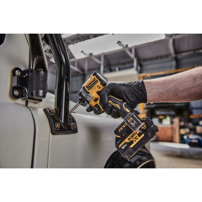 EAN 5035048750124 - DeWALT DCF850NT 3250 RPM Negro, Amarillo imagen 12