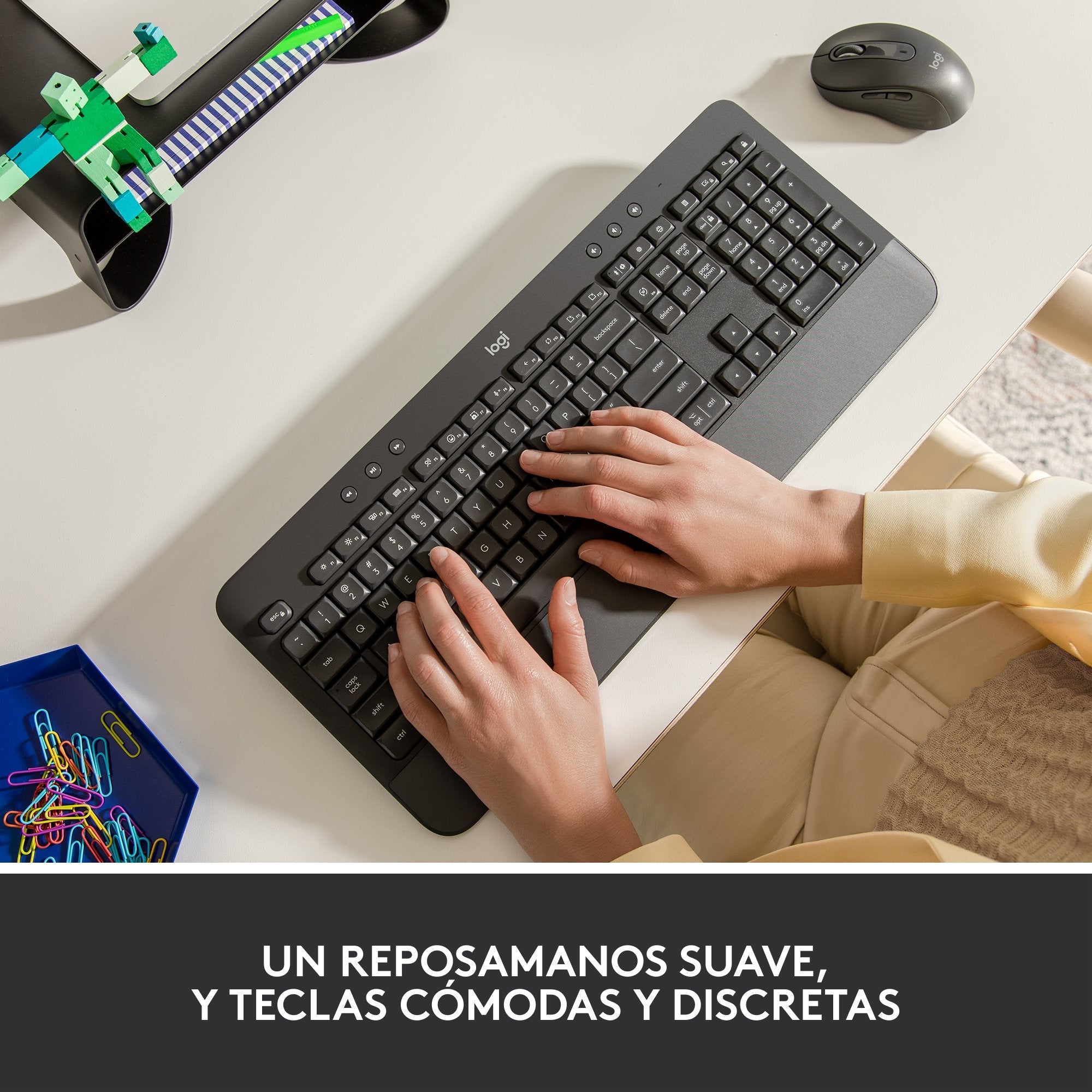 EAN 5099206105546 - Logitech 920-010917 teclado Oficina RF Wireless + Bluetooth QWERTY Español Grafito imagen 8