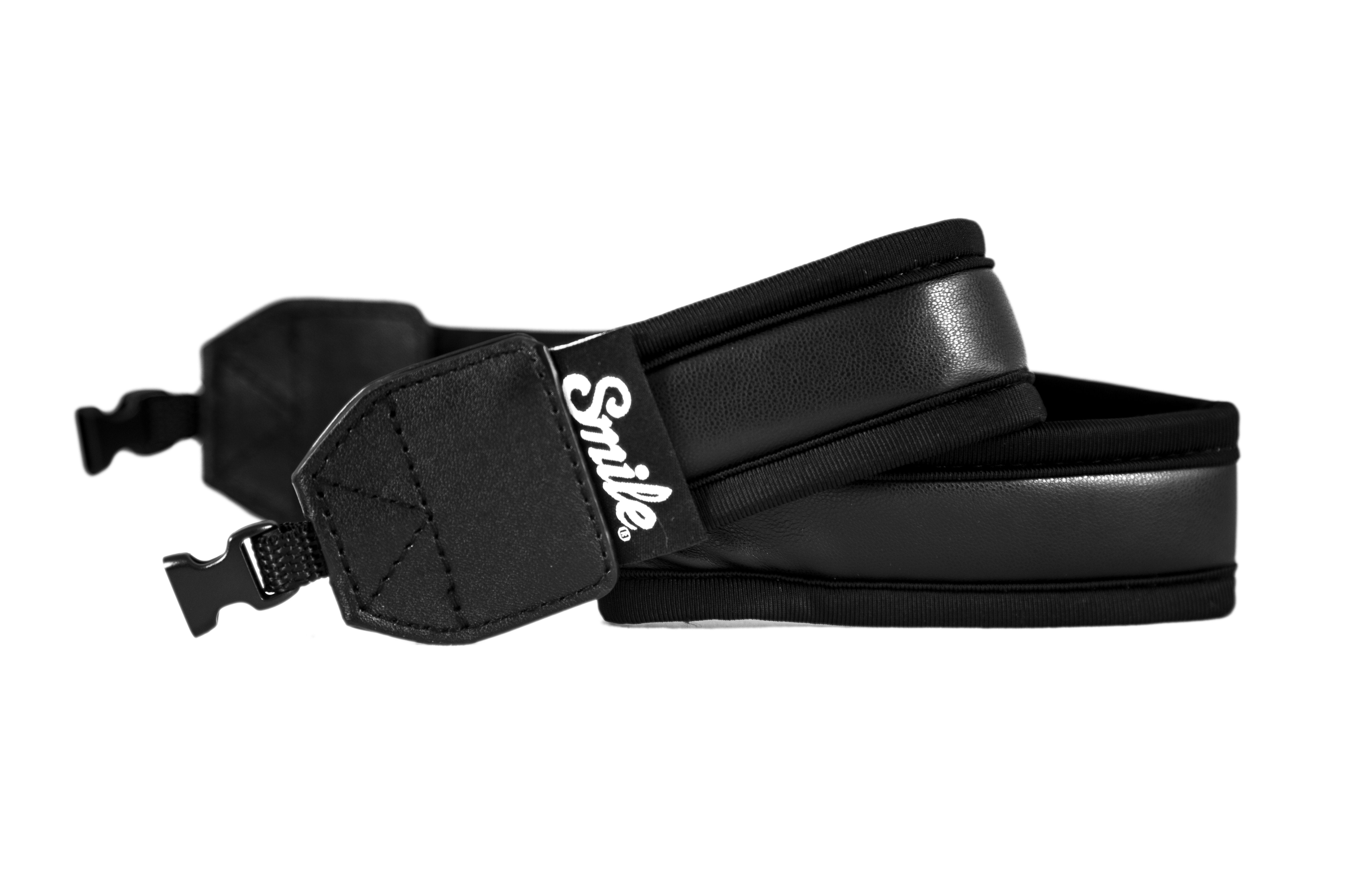 Correa Camara - La Nuit