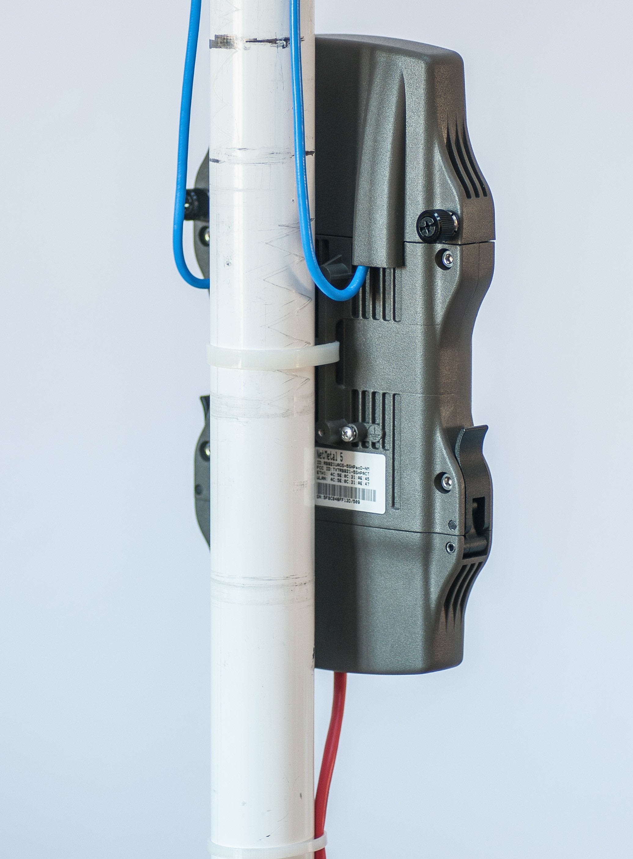 Mikrotik Netmetal 5 D-Nm 5ghz 802.11ac 2x2 Dual Chain 2xrp-Sma Up To 540mbps