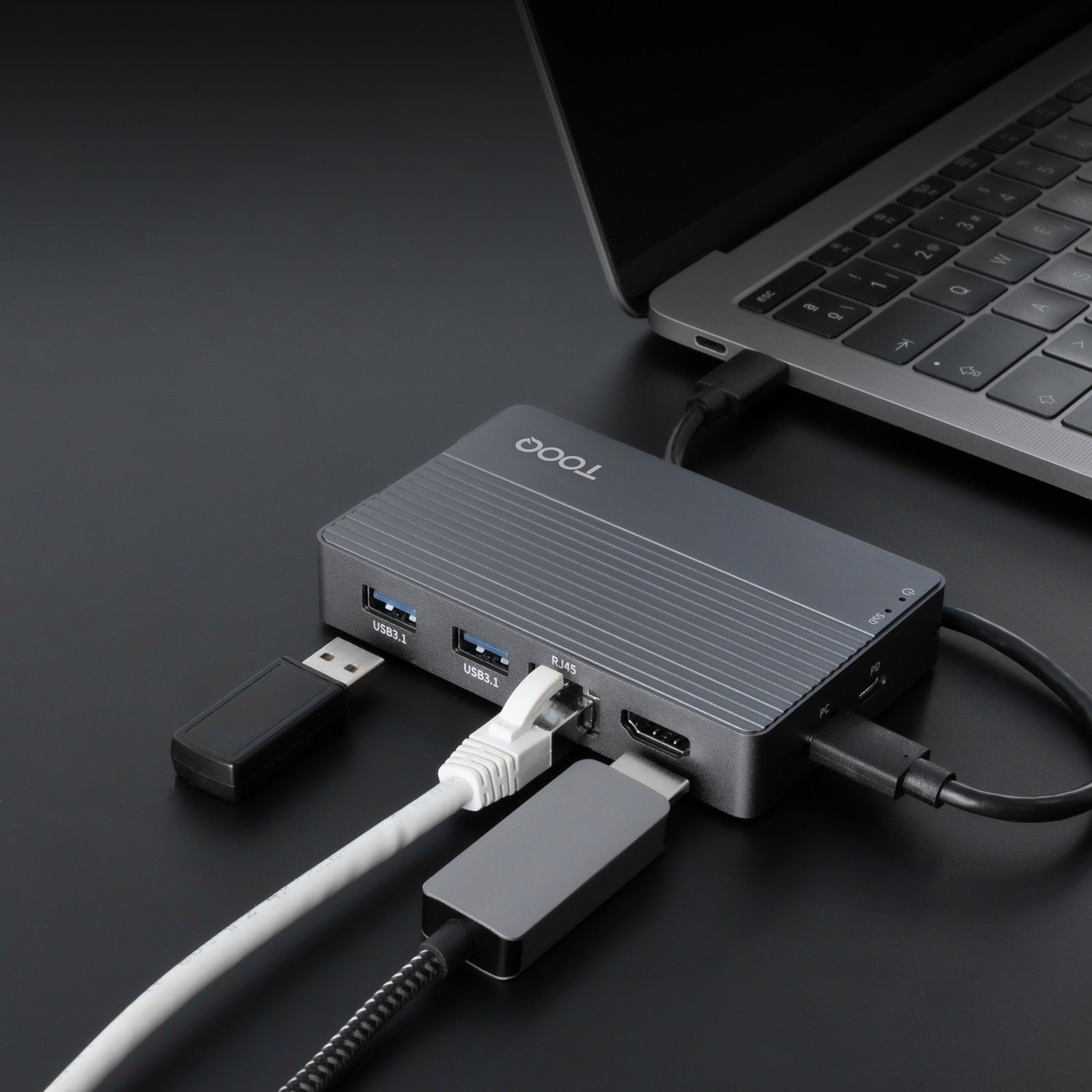 Docking Usb Tipo-C Tooq Tqe-2242g Ranura Ssd M.2 1xhdmi 1xrj45 1xusb 1xusb Tipo-C 1xlector Tarjetas 1x Jack 3.5 1xusb Tipo-C Pd