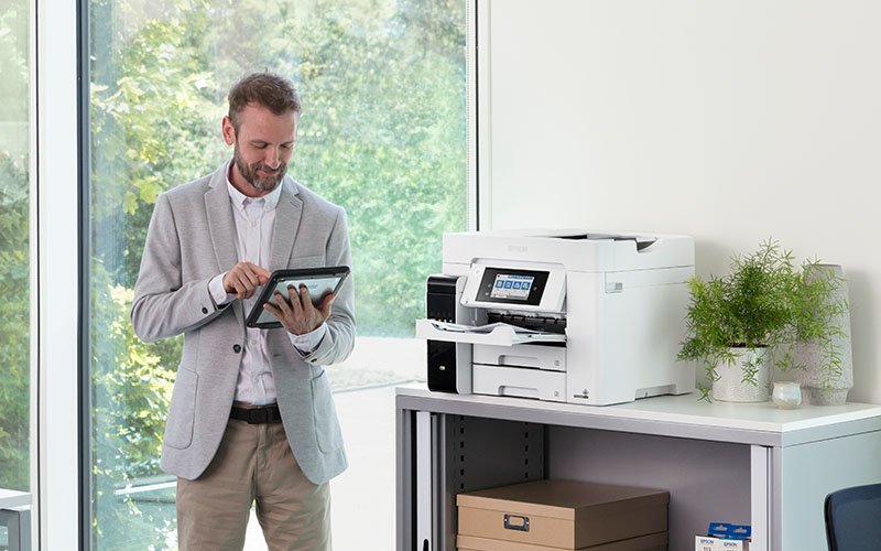 Impresora Multifuncional Epson Ecotank L6580 Color, Inyección De Tinta, A4, Wi-Fi, Gris Claro