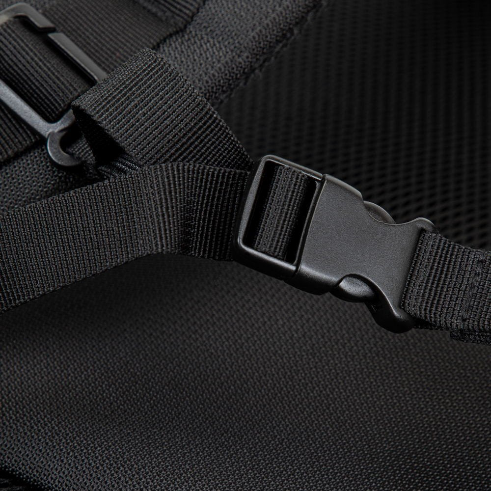 Rivacase 8461 Maletines Para Portátil 43,9 Cm (17.3") Mochila Negro