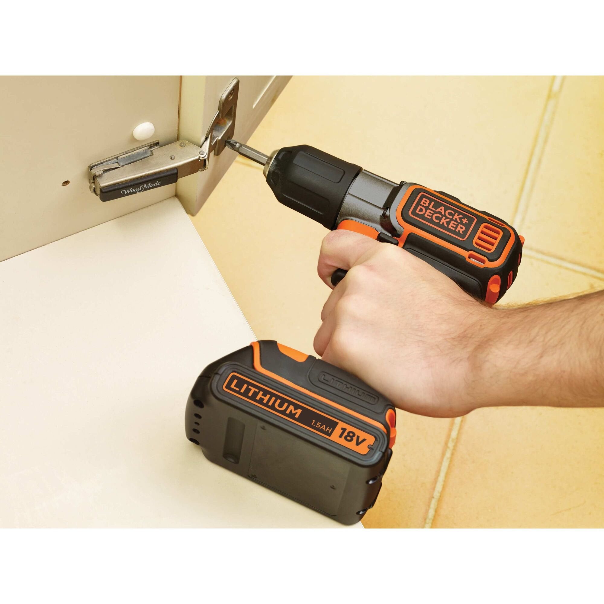 Taladro Black & Decker Asd18k-Qw Sin Llave Negro, Naranja