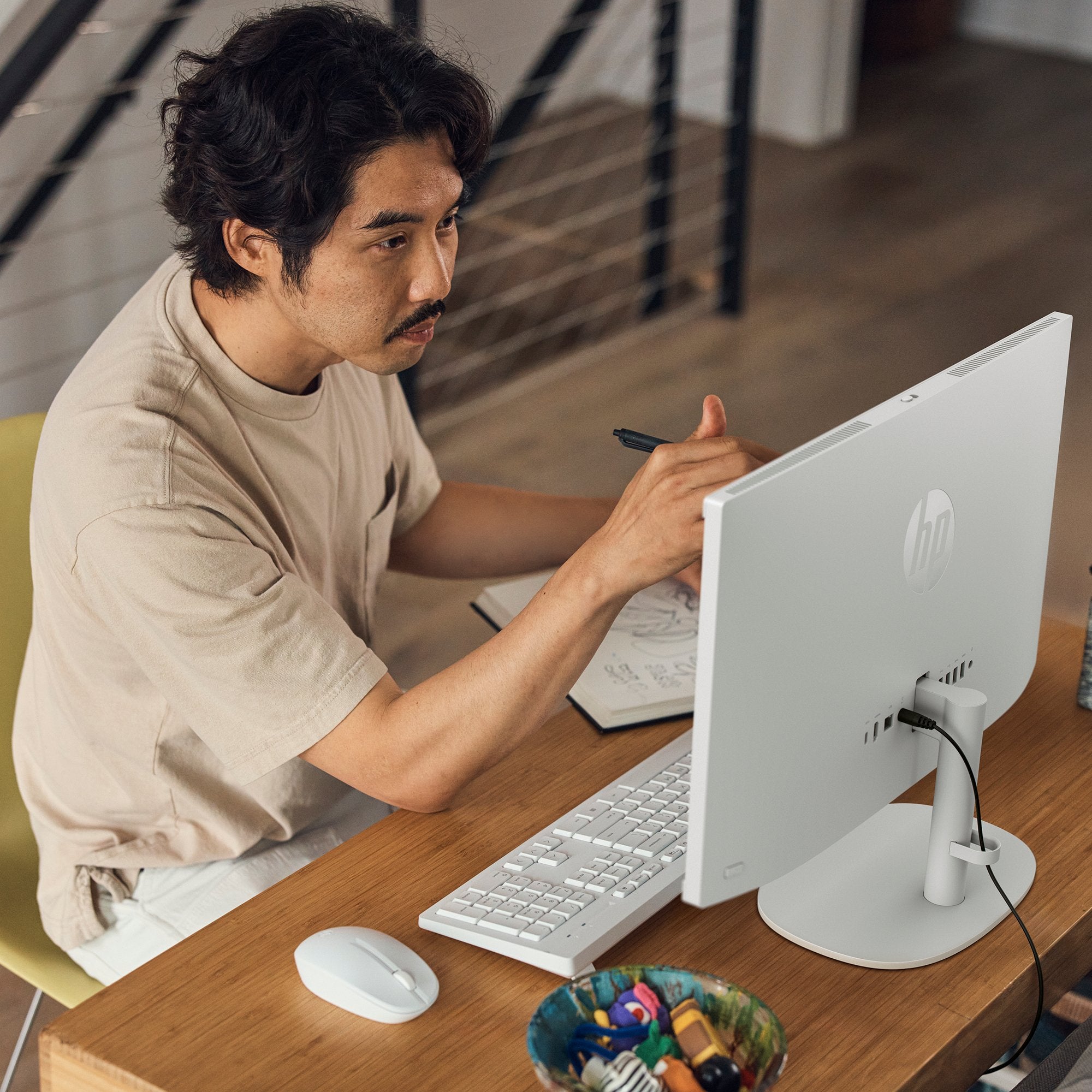 EAN 0198415202680 - HP 22-dg0037ns Intel® Core™ i3 i3-N300 54,6 cm (21.5") 1920 x 1080 Pixeles PC todo en uno 8 GB DDR5-SDRAM imagen 15