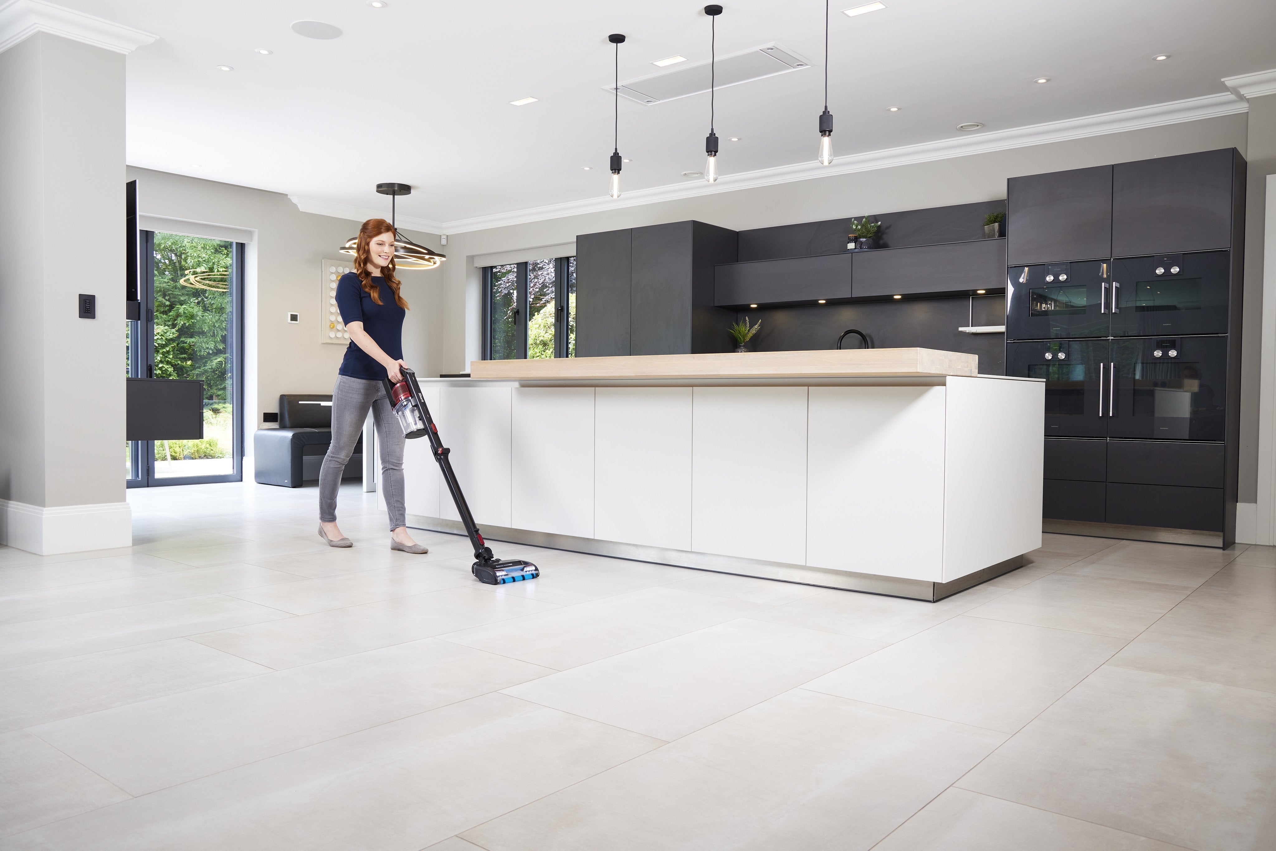 EAN 0622356243698 - Shark IZ300EUT aspiradora de pie y escoba eléctrica Aspiradora escoba 2 en 1 Batería Secar Sin bolsa Negr imagen 19