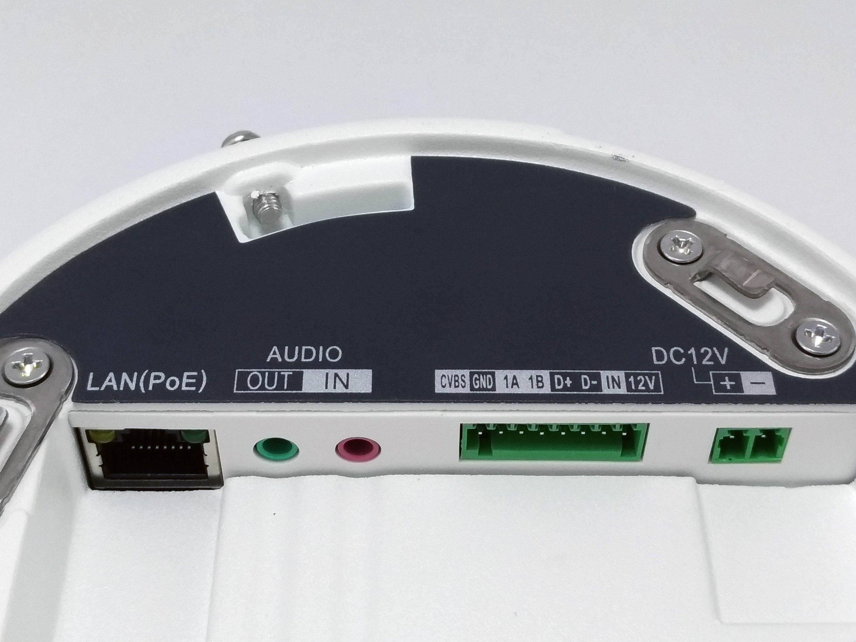 Levelone Ipcam Fcs-3406 Z 3x Domo Out 2mp H.265 Ir 10w Poe