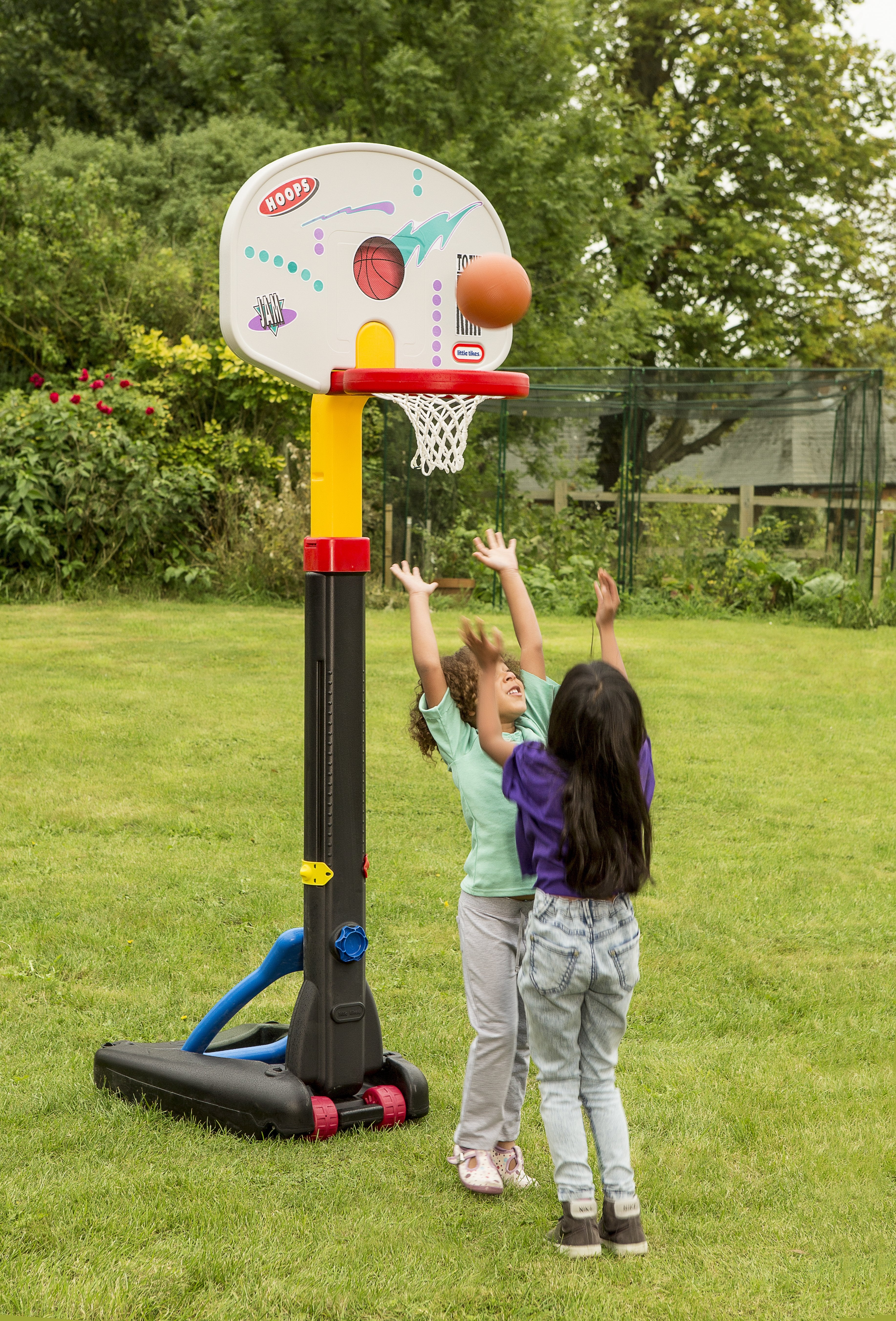 EAN 50743043390 - Little Tikes Easy Store Basketball Set Portátil Con forma de abanico imagen 4