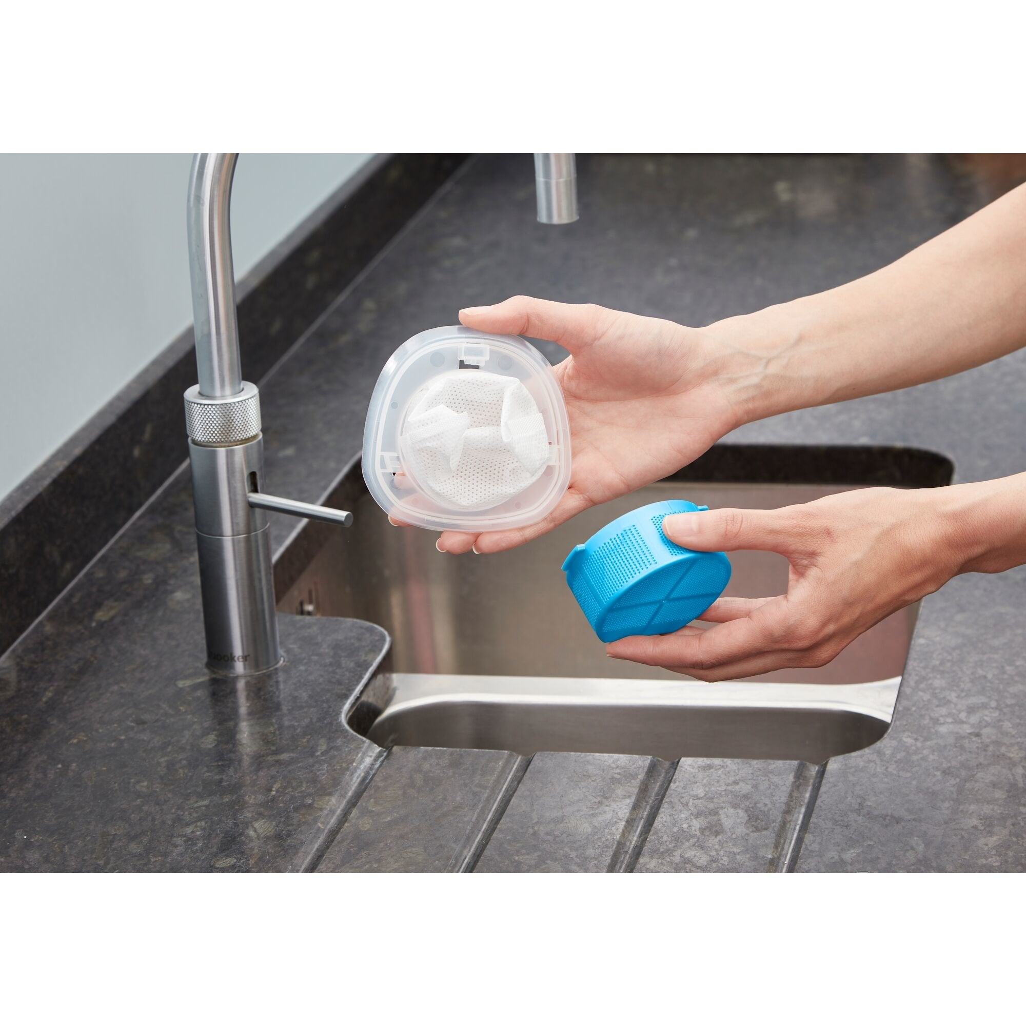 EAN 5035048698082 - Black & Decker NVC215WA-QW aspiradora de mano Azul, Plata Sin bolsa imagen 15