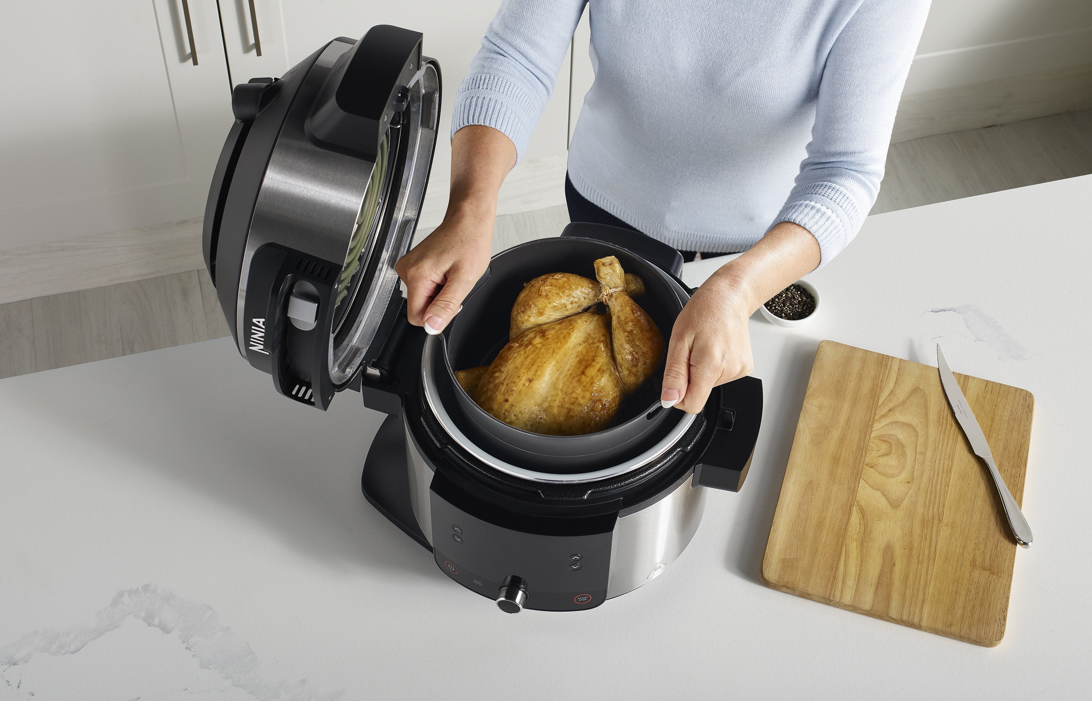 EAN 0622356249959 - Ninja OL550EU olla multi-cocción 6 L 1460 W Negro, Acero inoxidable imagen 6