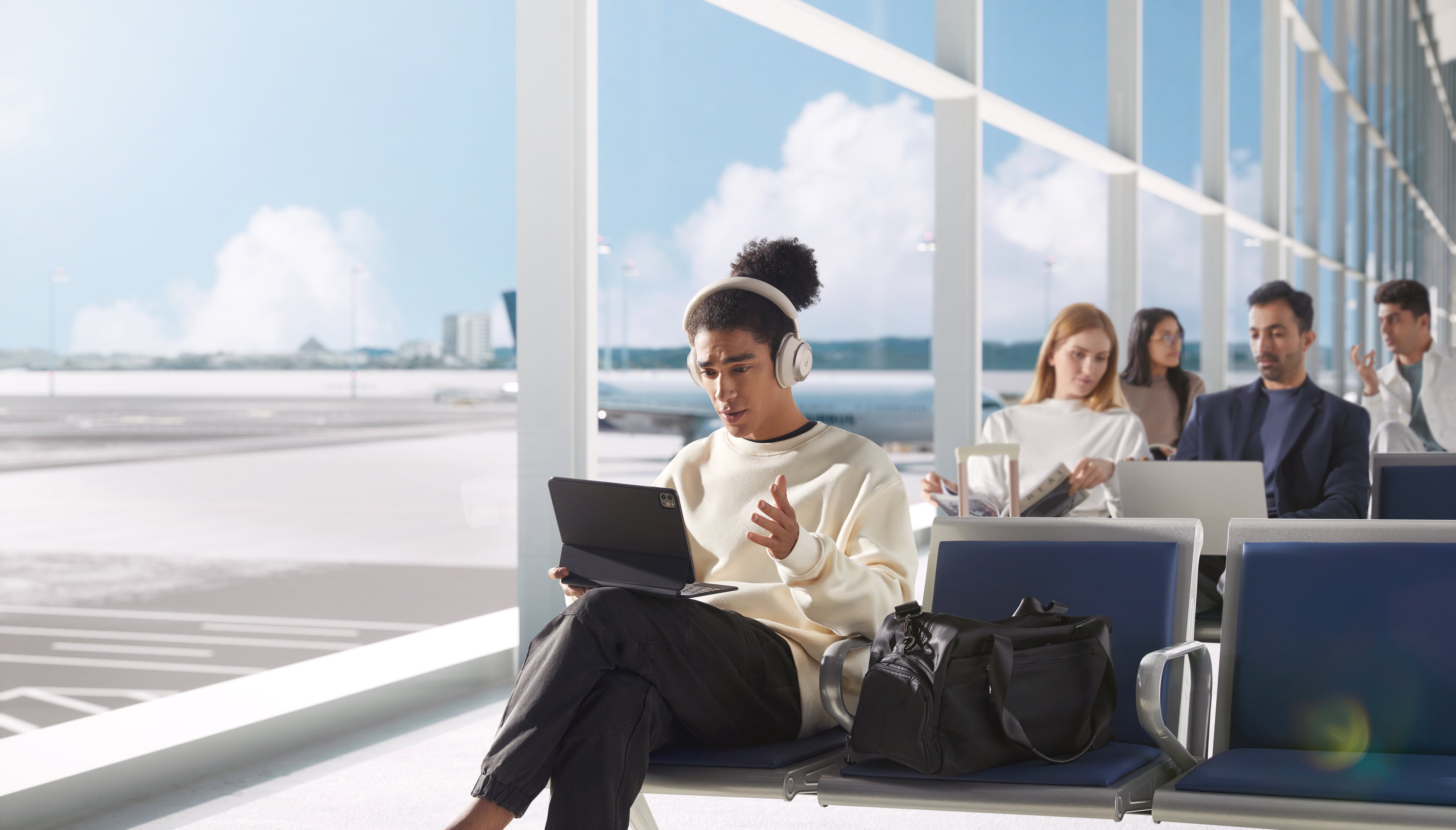 EAN 0194644186838 - Soundcore Space One Pro Auriculares Inalámbrico Diadema Llamadas/Música Bluetooth Blanco imagen 13