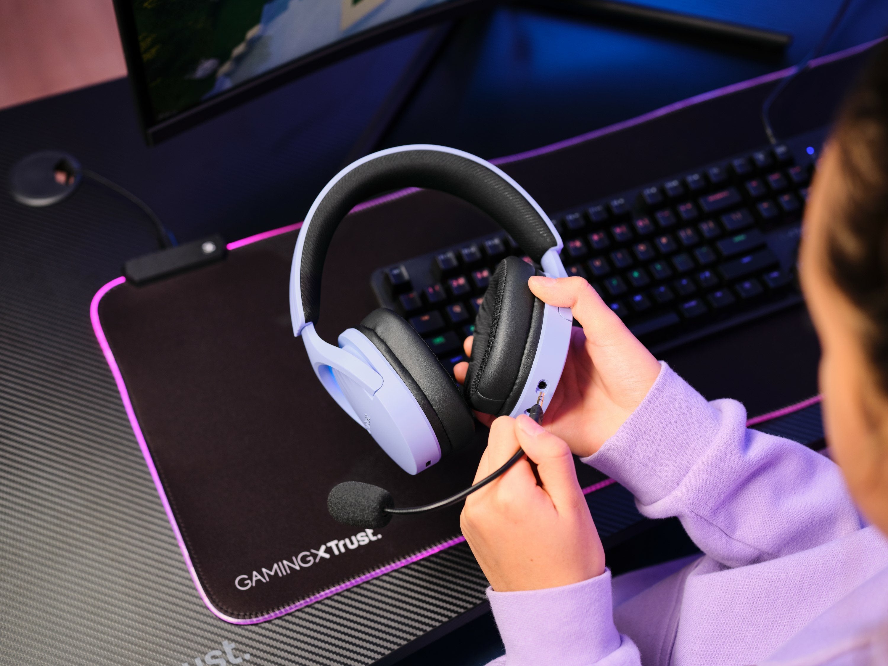 EAN 8713439253054 - Trust GXT 491P FAYZO Auriculares Inalámbrico y alámbrico Diadema Juego USB tipo A Bluetooth Negro, Púrpur imagen 10