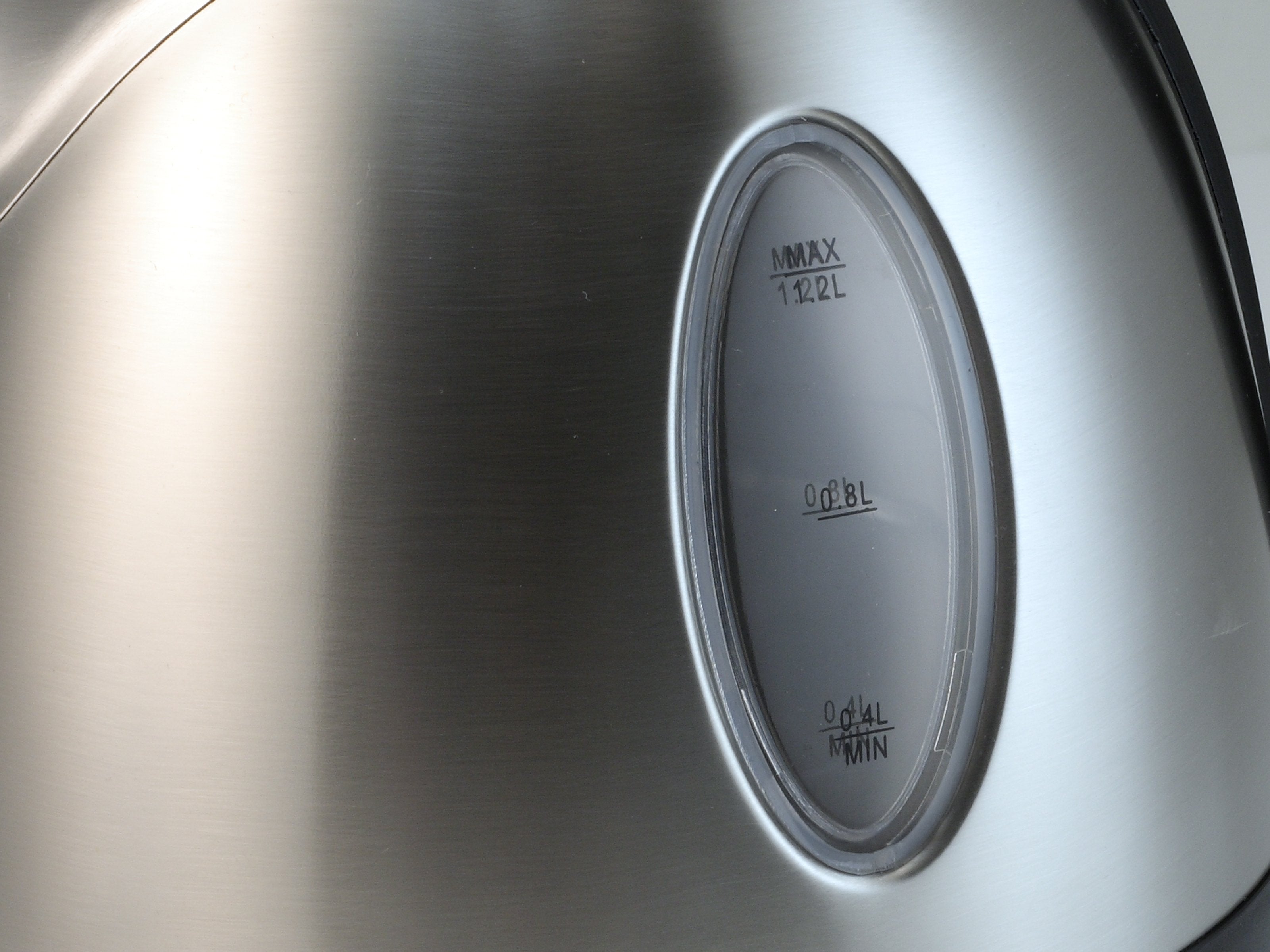 Hervidor Tristar Wk-1323 1500w 1.2l Carcasa Acero Inox Resistencia Oculta Base Giratoria 360º