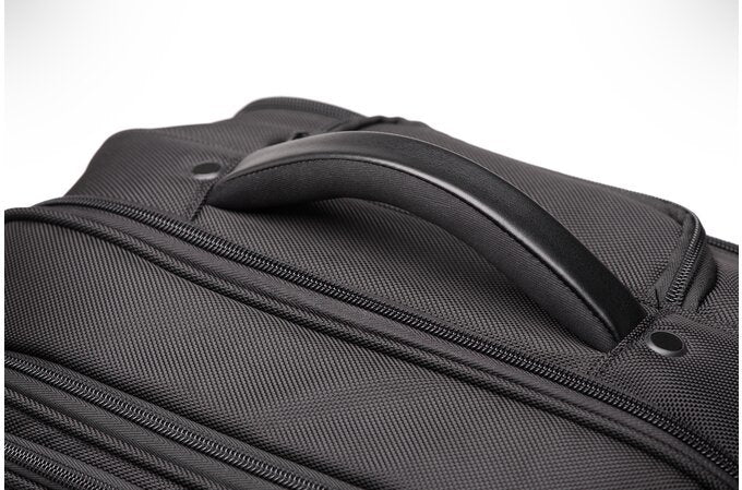 Kensington Contour 2.0 Pro Overnight Laptop Spinner 17''