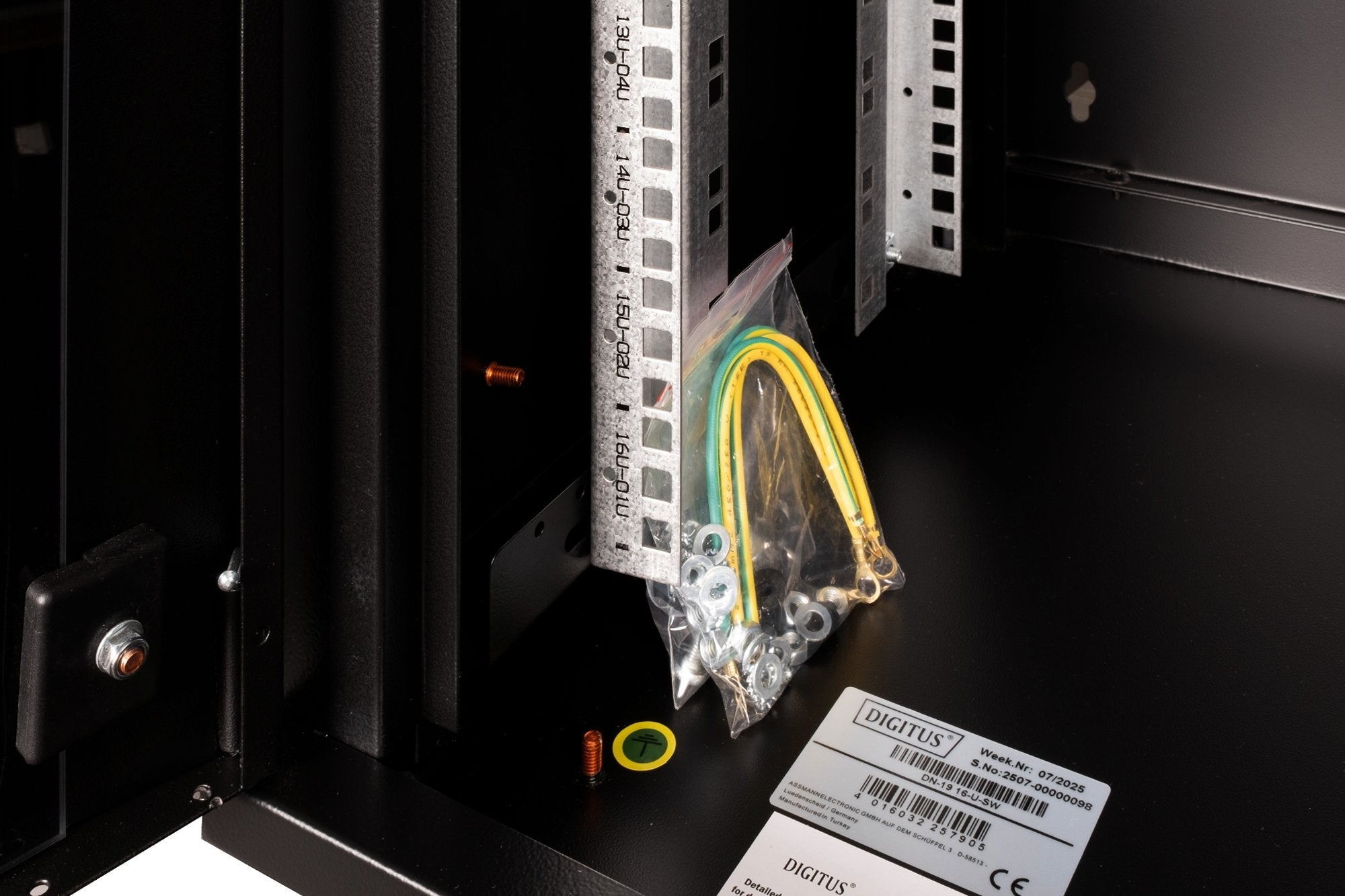 Digitus Armario De Pared De La Serie Unique - 600 X 450 Mm (An. X Pr.)