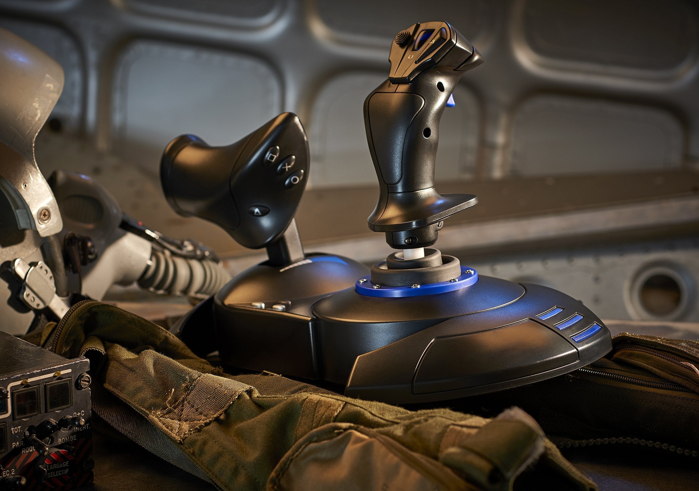 Thrustmaster Joystick T.Flight Hotas 4 Para Ps4 / Pc