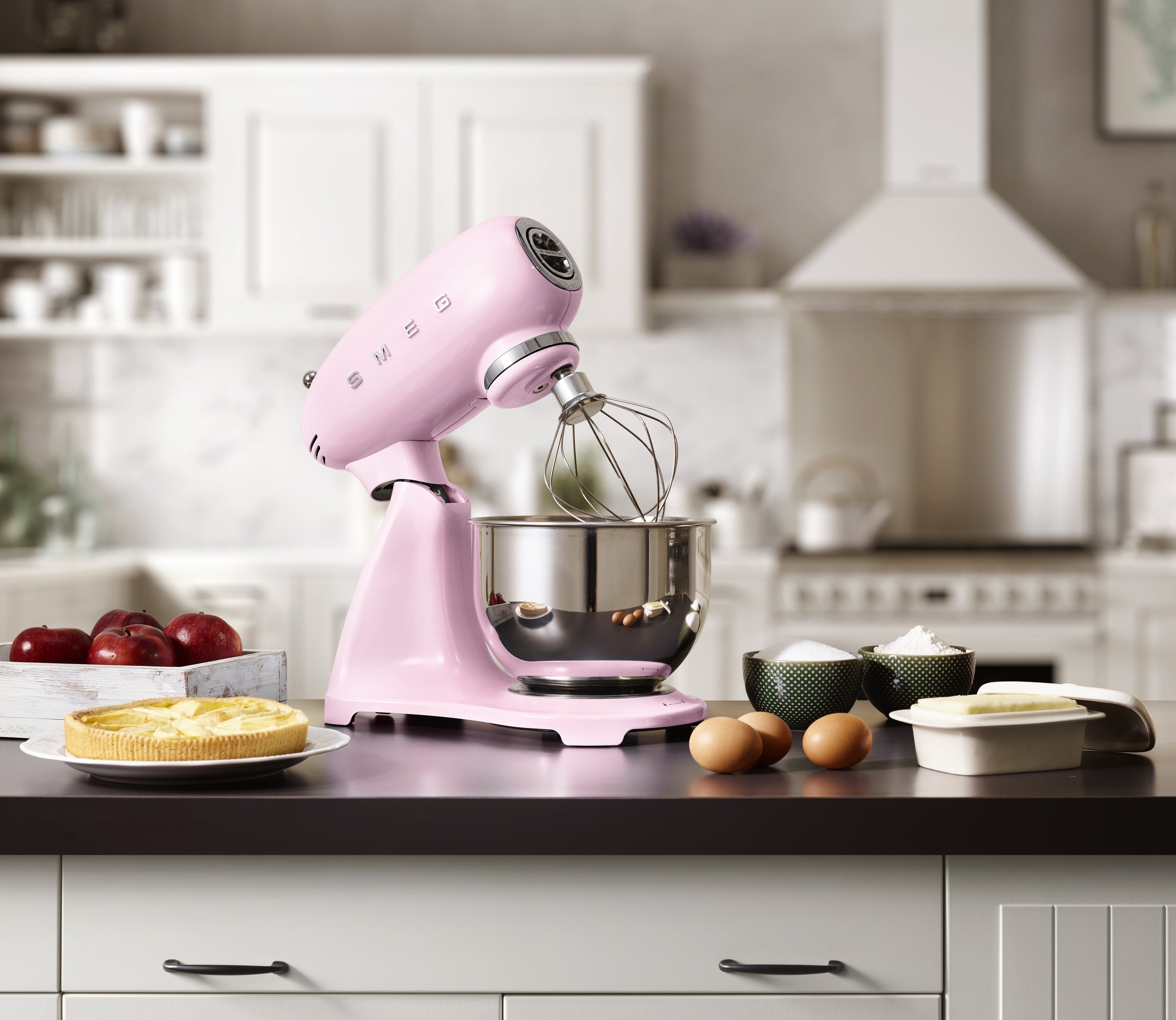 EAN 8017709319212 - Smeg SMF03PKEU batidora Batidora de varillas 800 W Rosa imagen 12