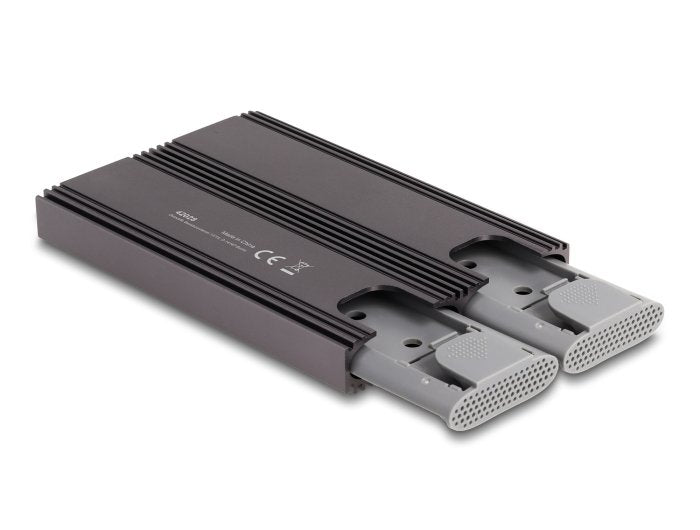 EAN 4043619420285 - DeLOCK 42028 caja para disco duro externo Caja externa para unidad de estado sólido (SSD) Negro, Gris imagen 3