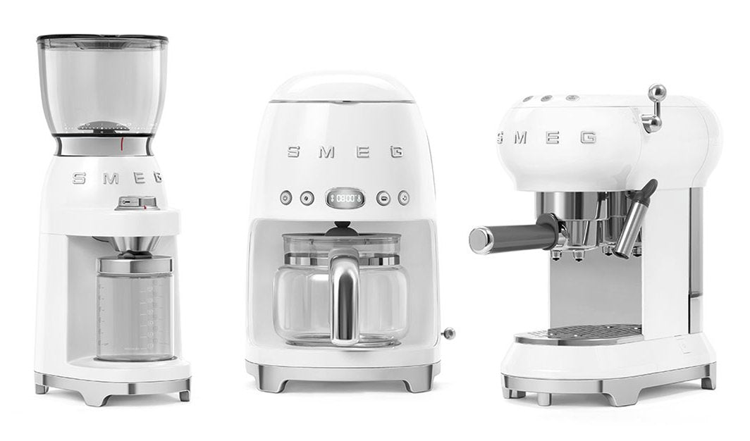 EAN 8017709283049 - Smeg CGF01WHEU molinillo de café 150 W Blanco imagen 6