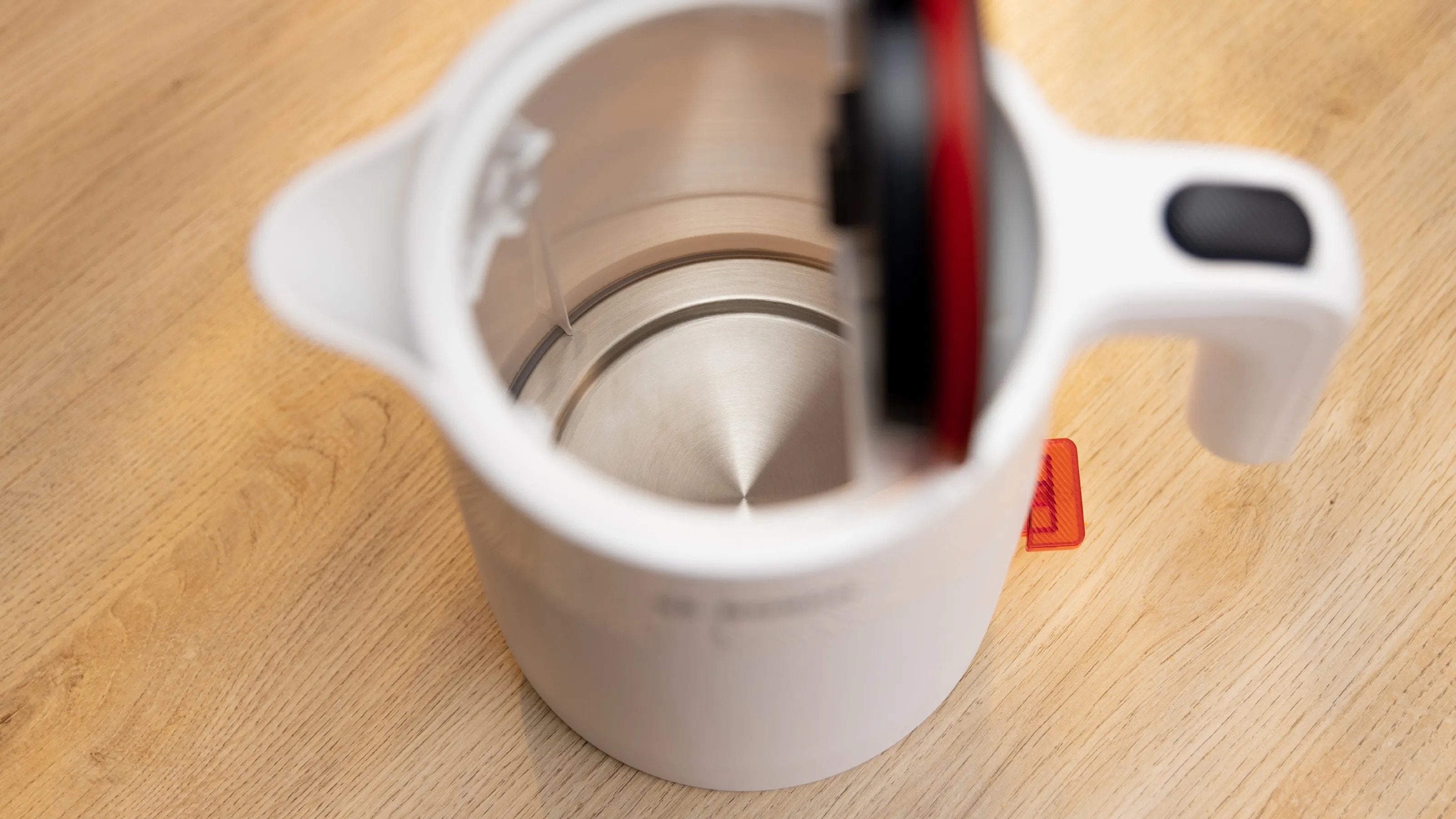 EAN 4242005397631 - Bosch TWK2M161 tetera eléctrica 1,7 L 2400 W Blanco imagen 9