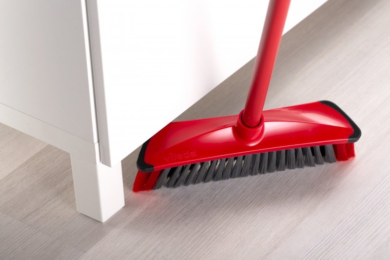 EAN 4023103173286 - Vileda 4023103173286 escoba Interior Cerda dura Gris, Rojo imagen 11