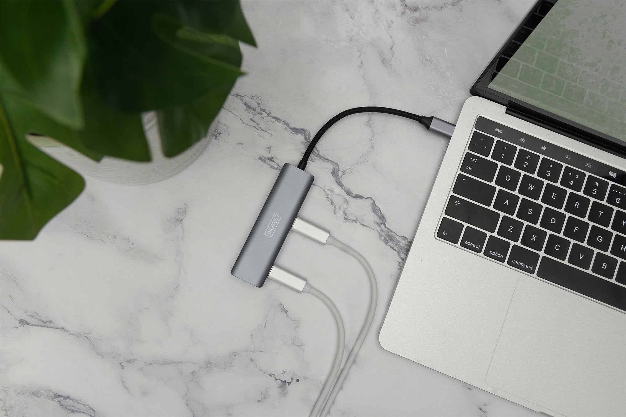 Digitus Hub De 4 Puertos Usb-C