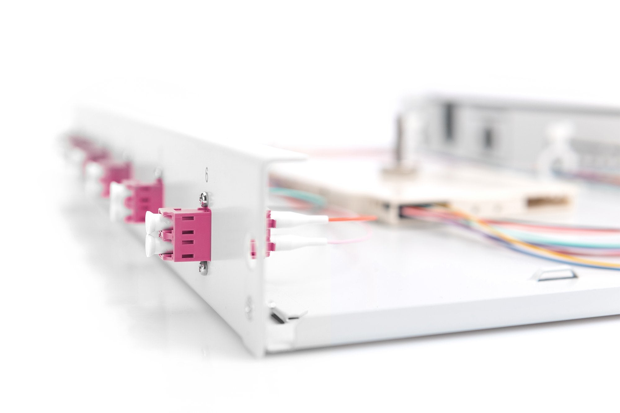 EAN 4016032325703 - Digitus DN-96330-4 accesorio de bastidor Panel de gestión de cables imagen 6