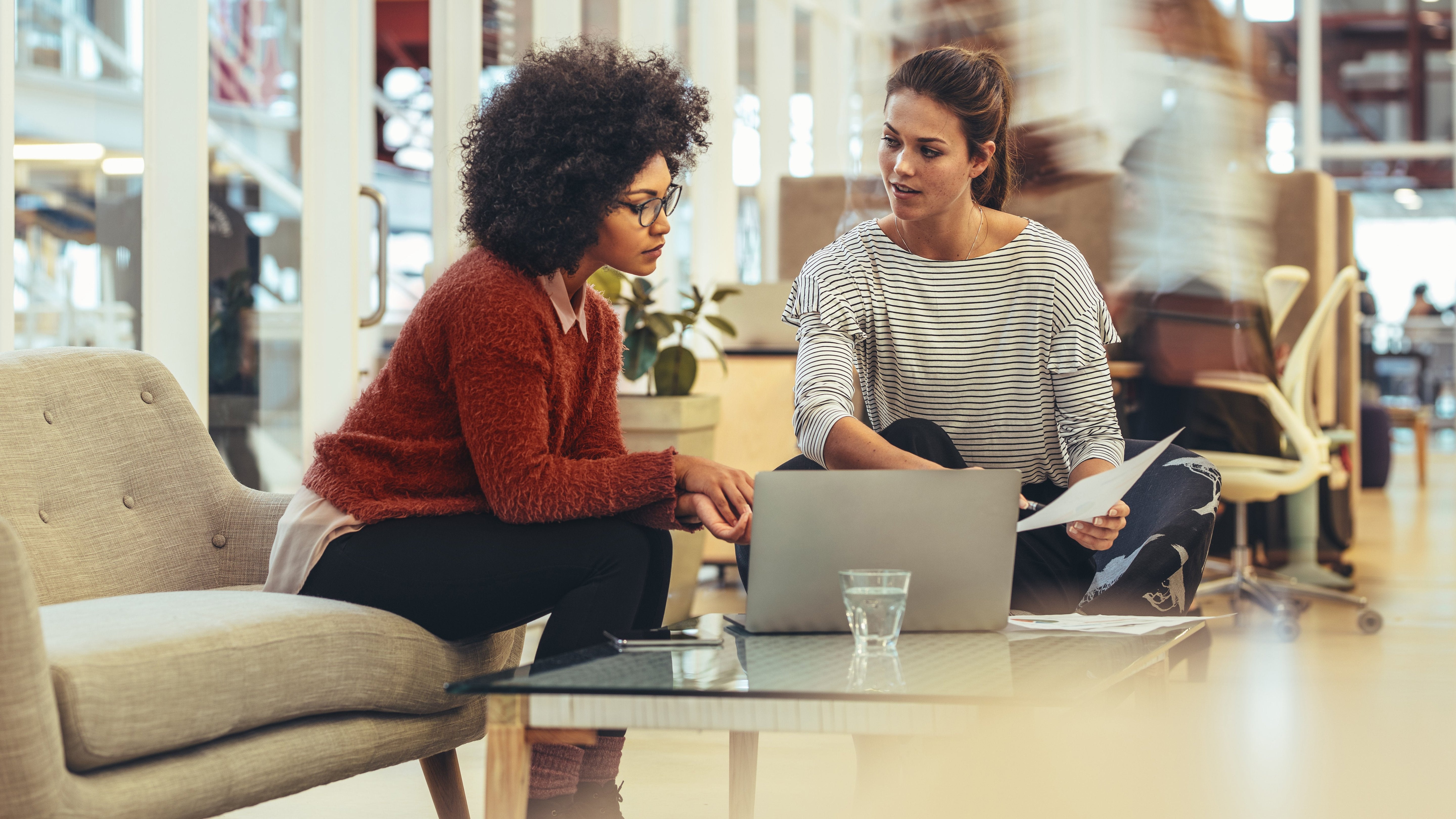 Monitor Aoc Essential-Line Q27e3umf Led 27 Qhd @ 75 Hz 4ms - Hdmi, Displayport - Speakers - Black