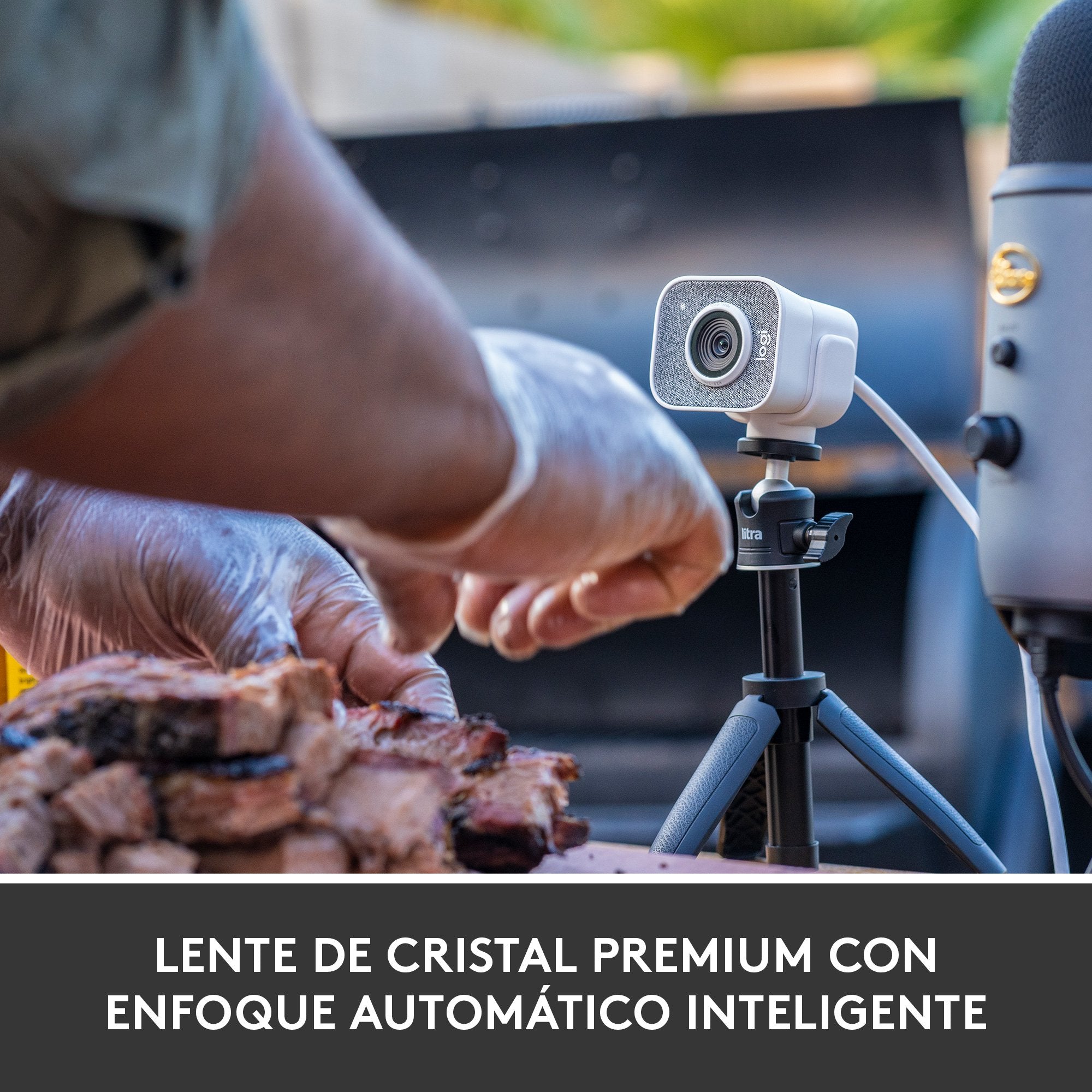 EAN 5099206087682 - Logitech 960-001297 cámara web 1920 x 1080 Pixeles USB 3.2 Gen 1 (3.1 Gen 1) Blanco imagen 10