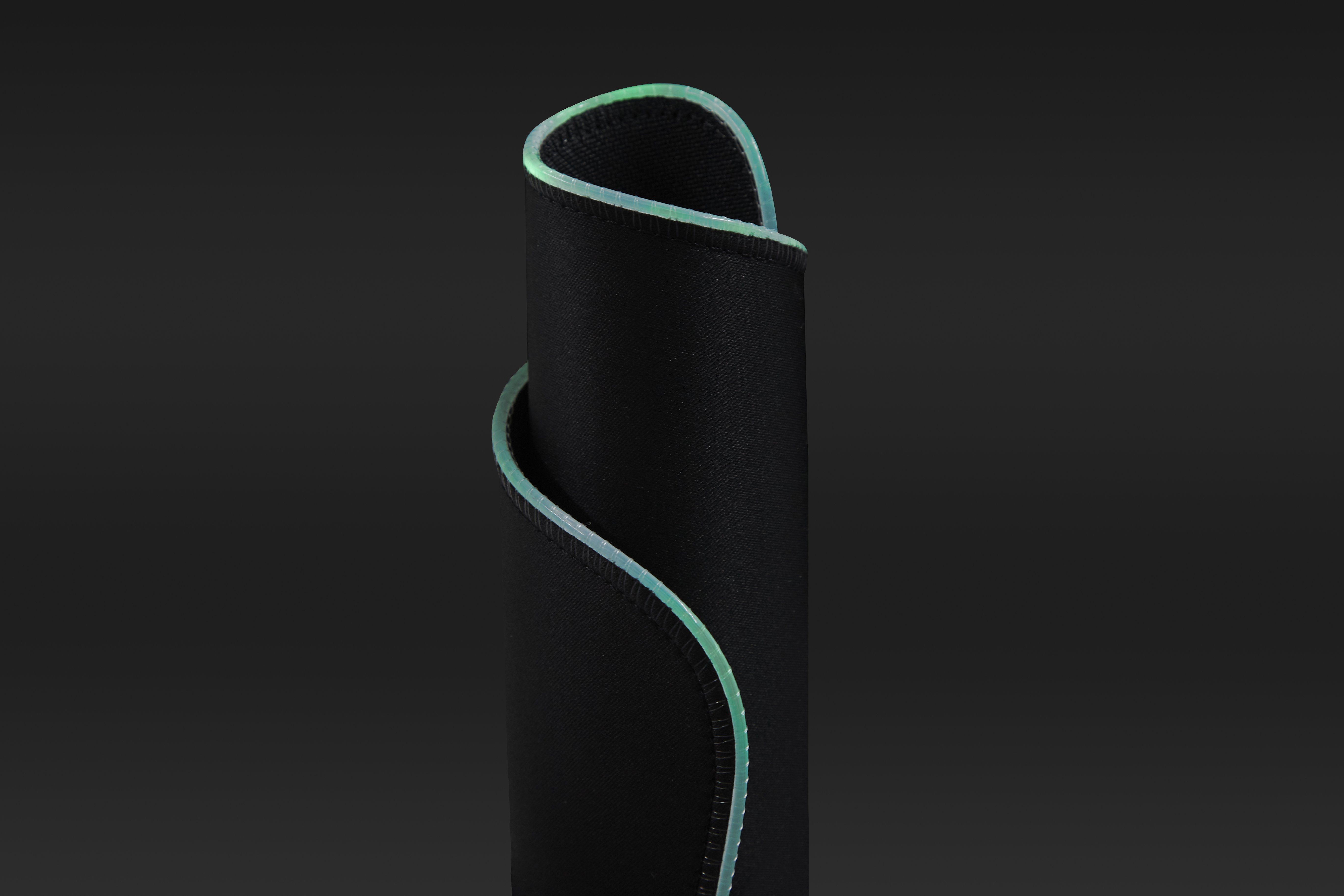 EAN 0023942488132 - SureFire Silent Flight RGB-680 Alfombrilla de ratón para juegos Negro imagen 8